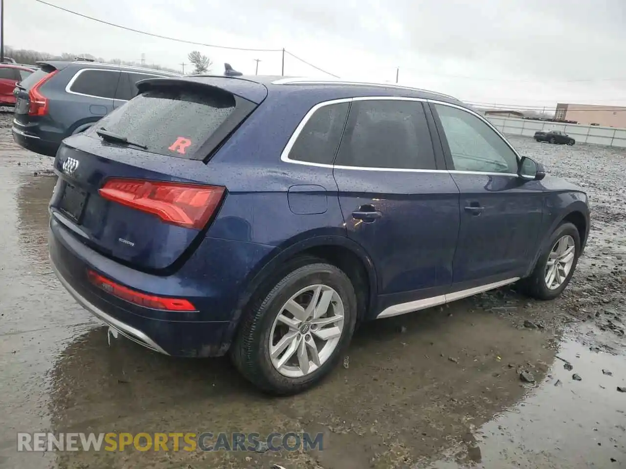 3 Photograph of a damaged car WA1ANAFYXL2087174 AUDI Q5 2020