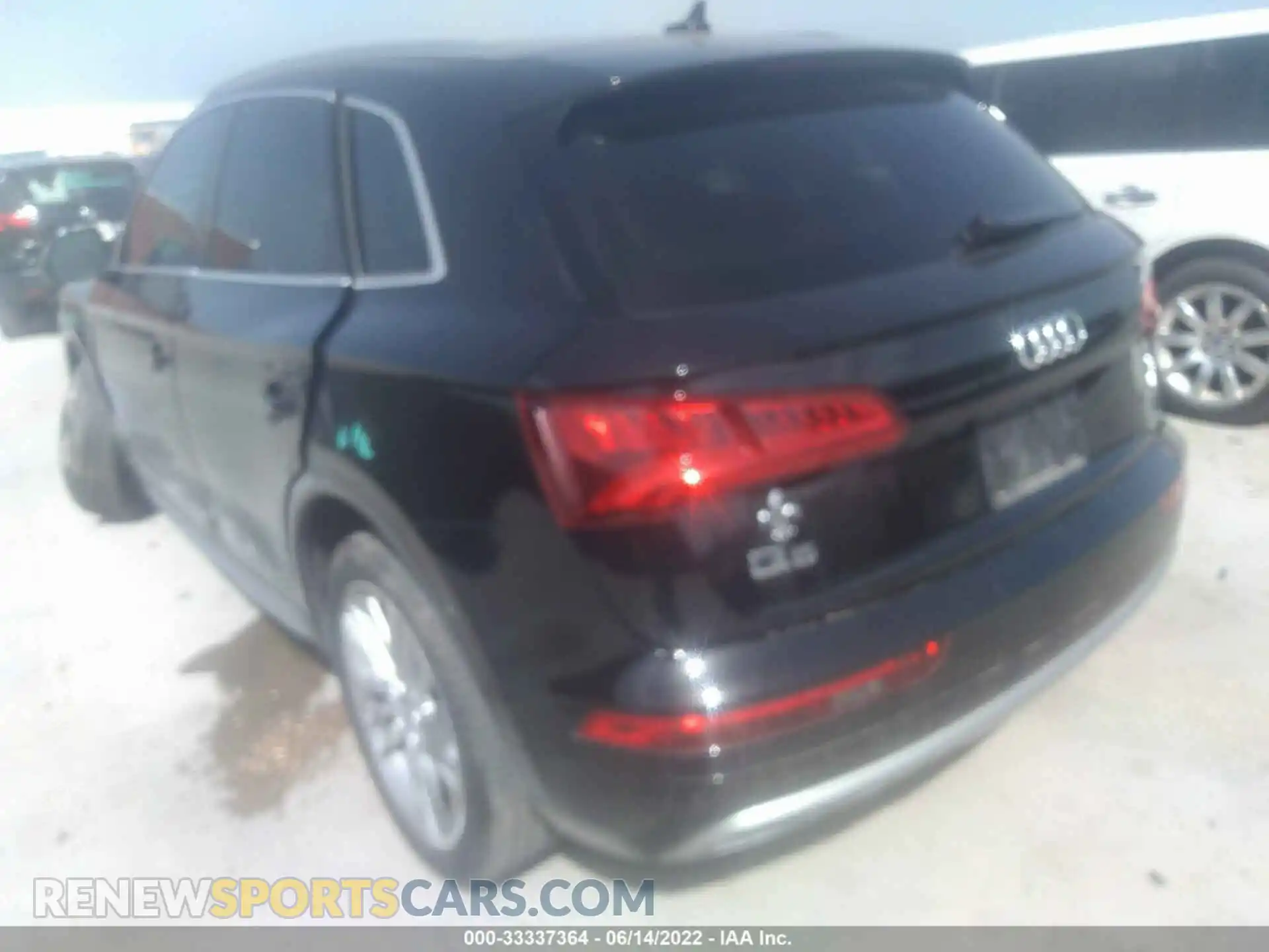 3 Photograph of a damaged car WA1BNAFY3L2018430 AUDI Q5 2020