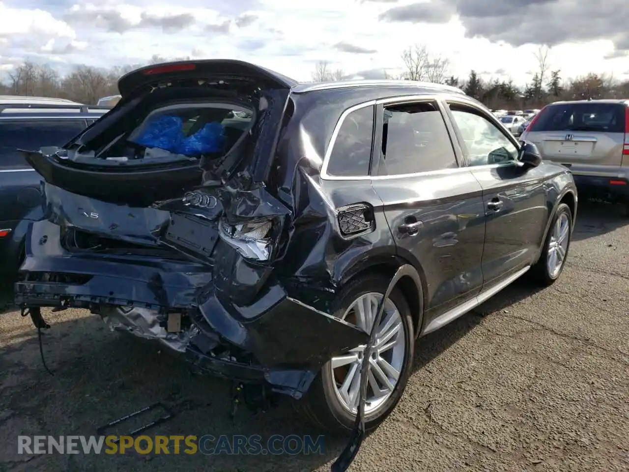 3 Photograph of a damaged car WA1BNAFY4L2018551 AUDI Q5 2020