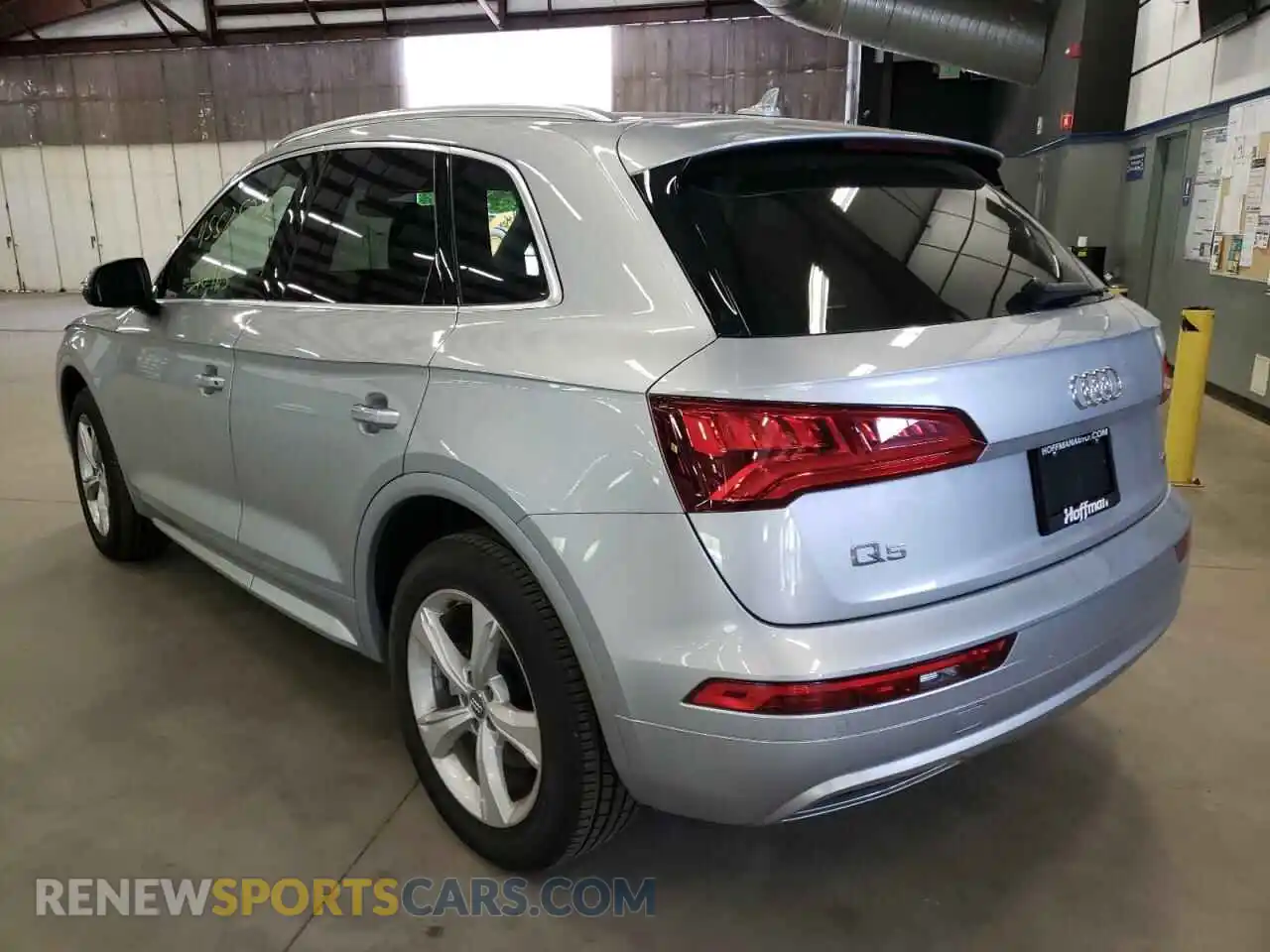 3 Photograph of a damaged car WA1BNAFY4L2035611 AUDI Q5 2020