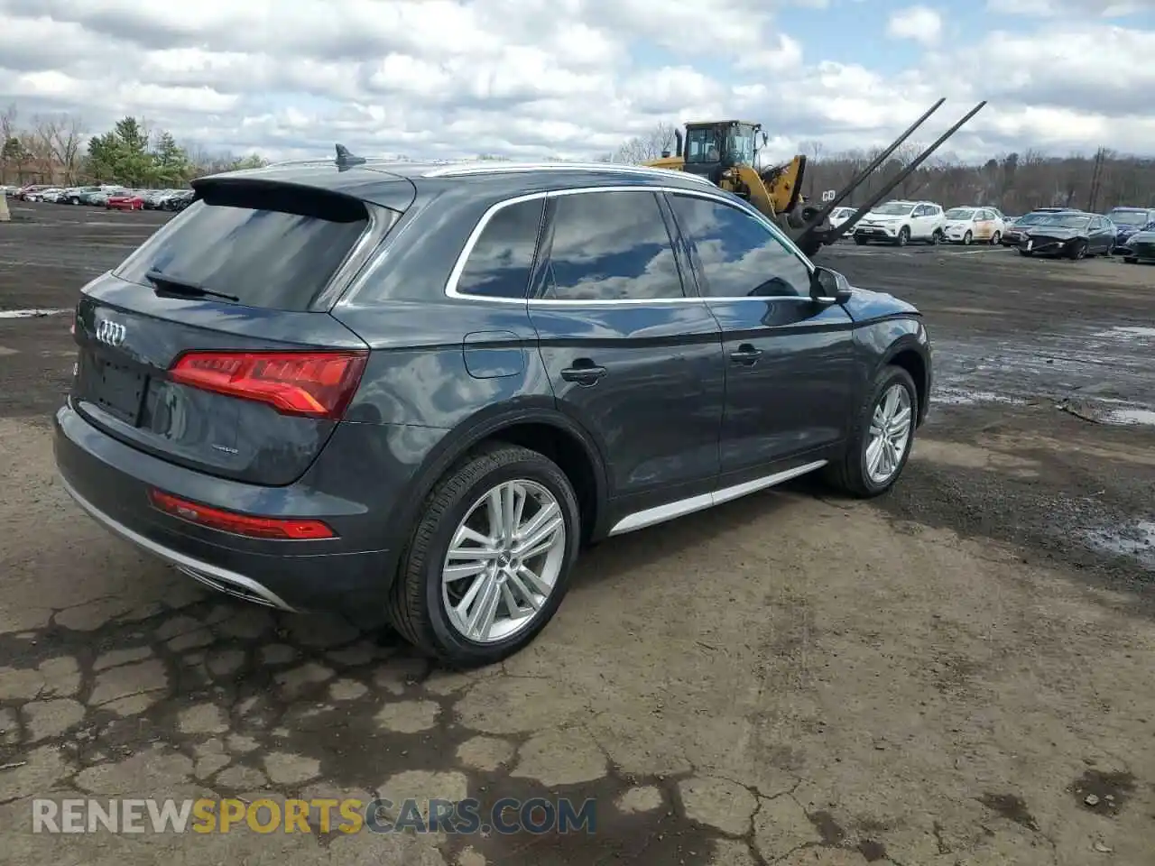 3 Photograph of a damaged car WA1BNAFY9L2017881 AUDI Q5 2020