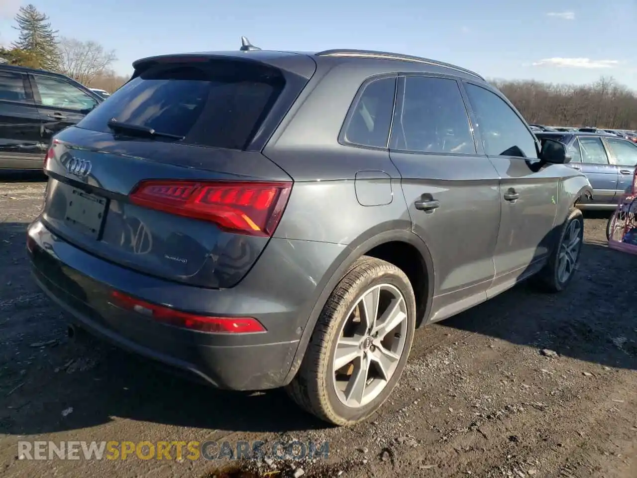 3 Photograph of a damaged car WA1CNAFY6L2099041 AUDI Q5 2020