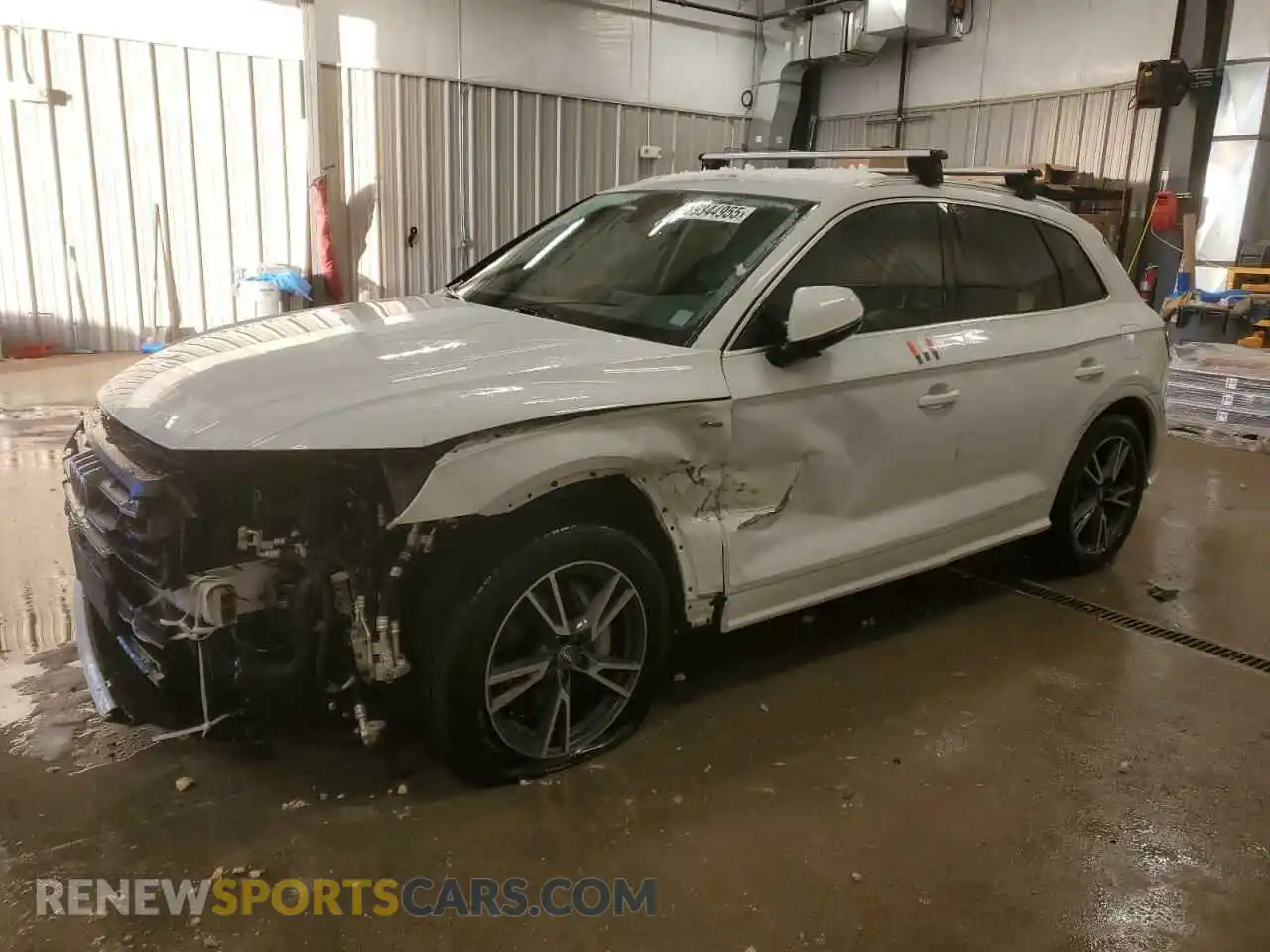 1 Photograph of a damaged car WA1E2AFY2L2080987 AUDI Q5 2020