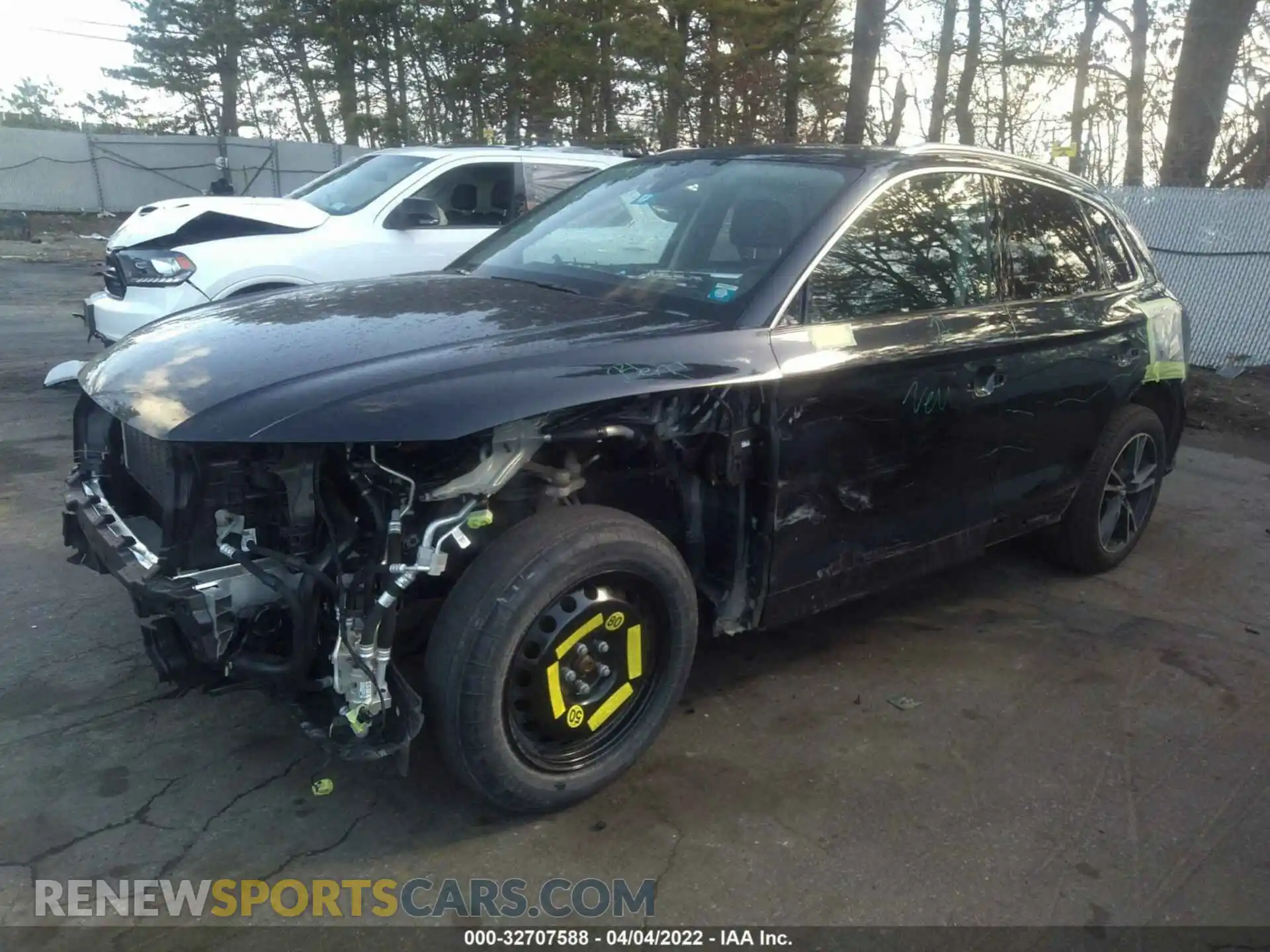 2 Photograph of a damaged car WA1E2AFY3L2087172 AUDI Q5 2020