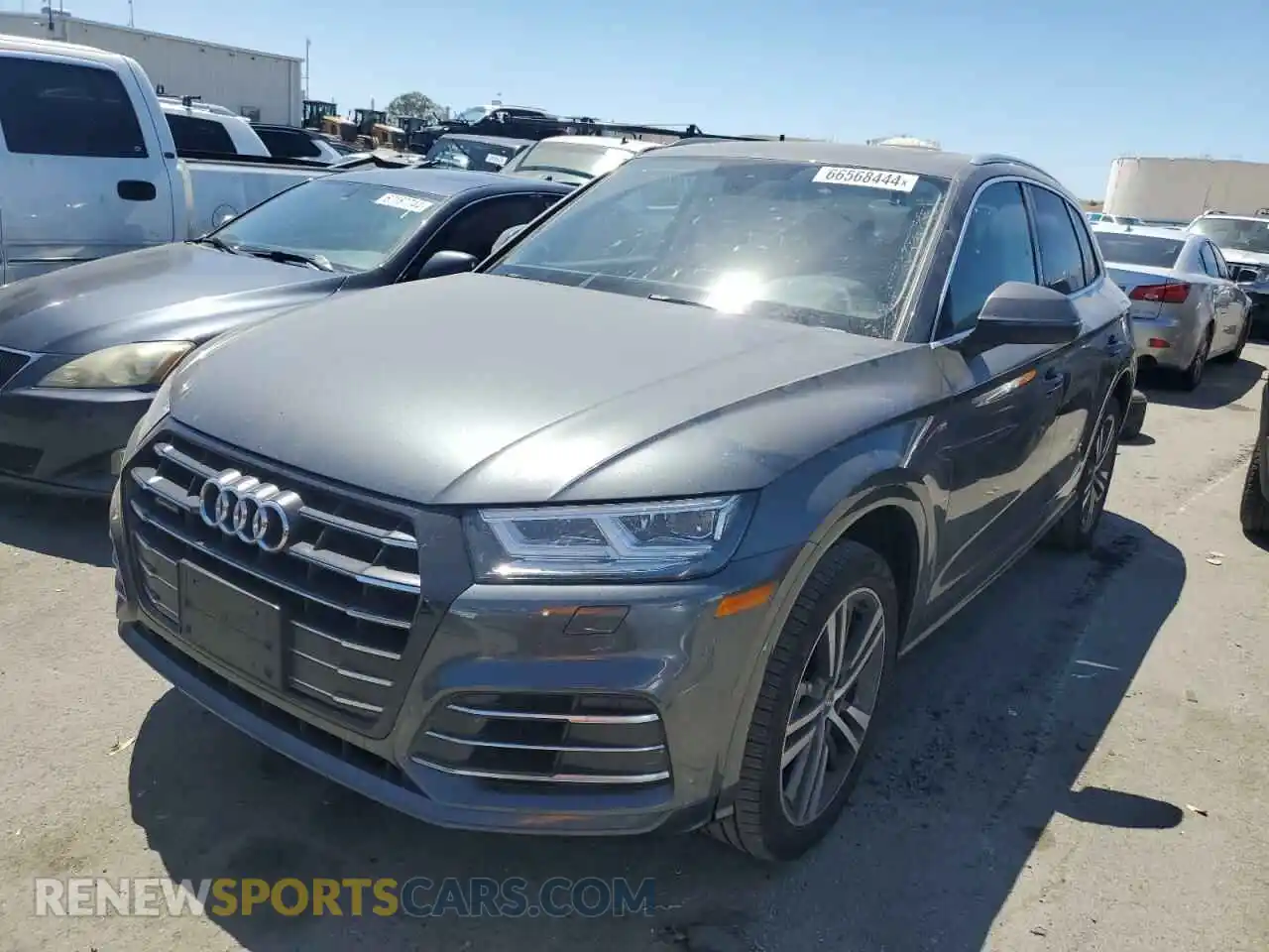 1 Photograph of a damaged car WA1E2AFY6L2068292 AUDI Q5 2020