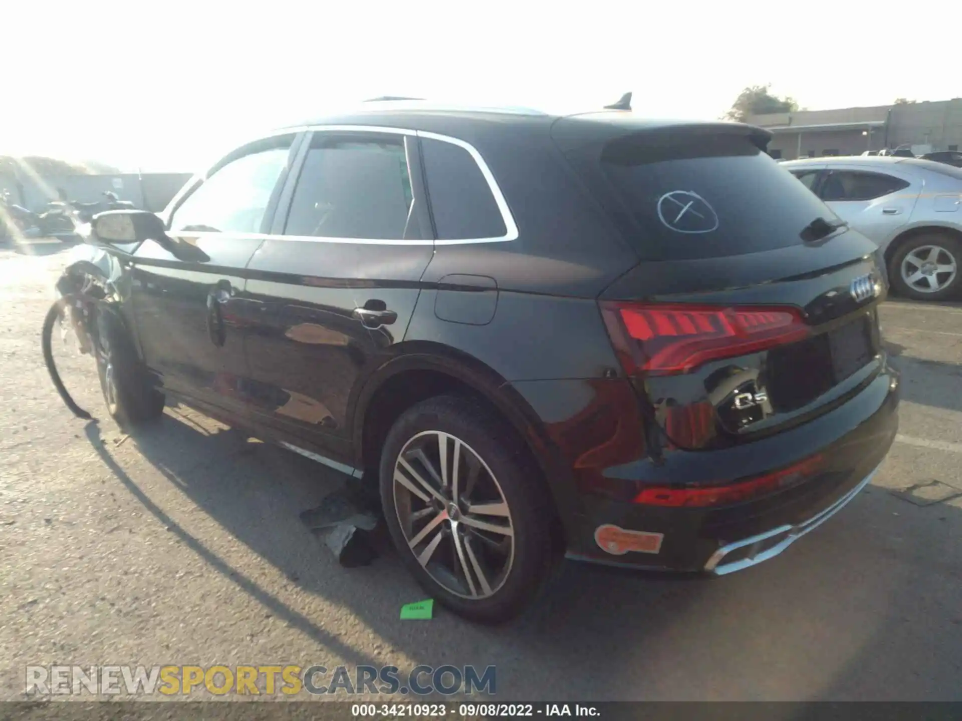 3 Photograph of a damaged car WA1E2AFY9L2064060 AUDI Q5 2020