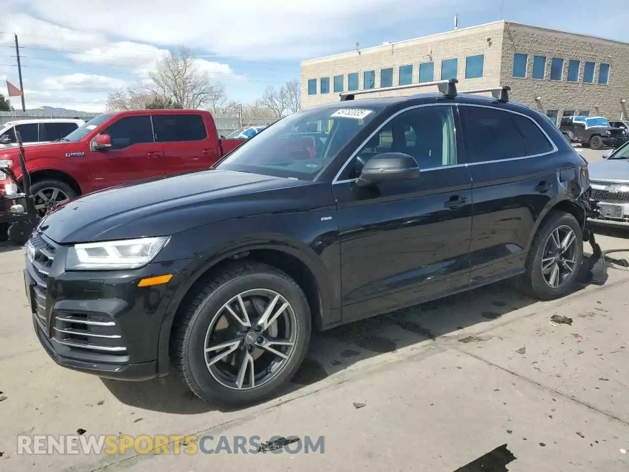 1 Photograph of a damaged car WA1E2AFYXL2052712 AUDI Q5 2020
