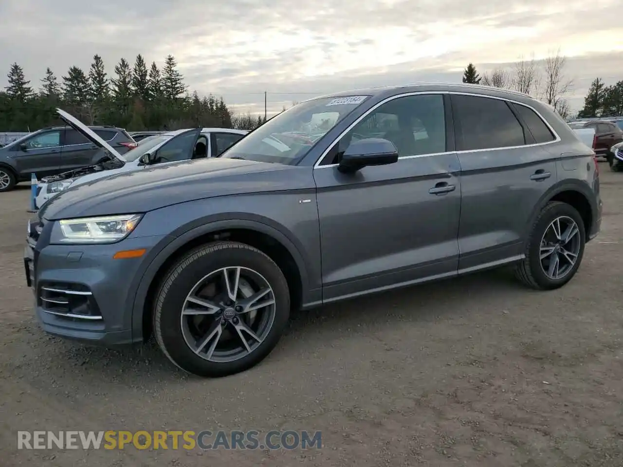 1 Photograph of a damaged car WA1F2BFY1L2048526 AUDI Q5 2020
