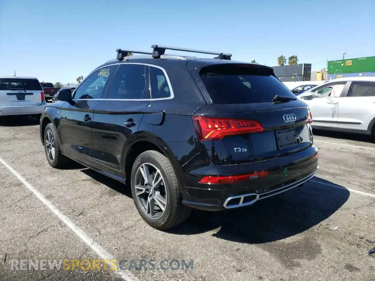 3 Photograph of a damaged car WA1G2AFYXL2077599 AUDI Q5 2020