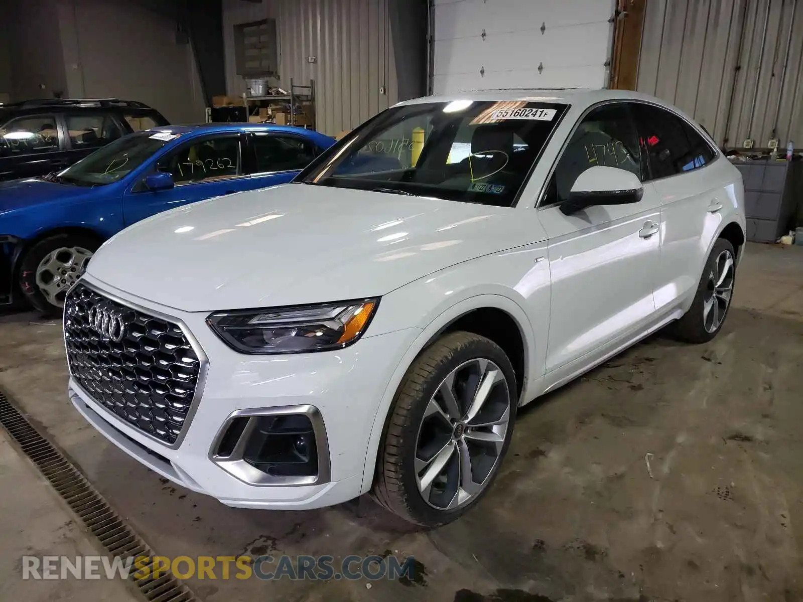 2 Photograph of a damaged car WA15AAFY0M2076926 AUDI Q5 2021