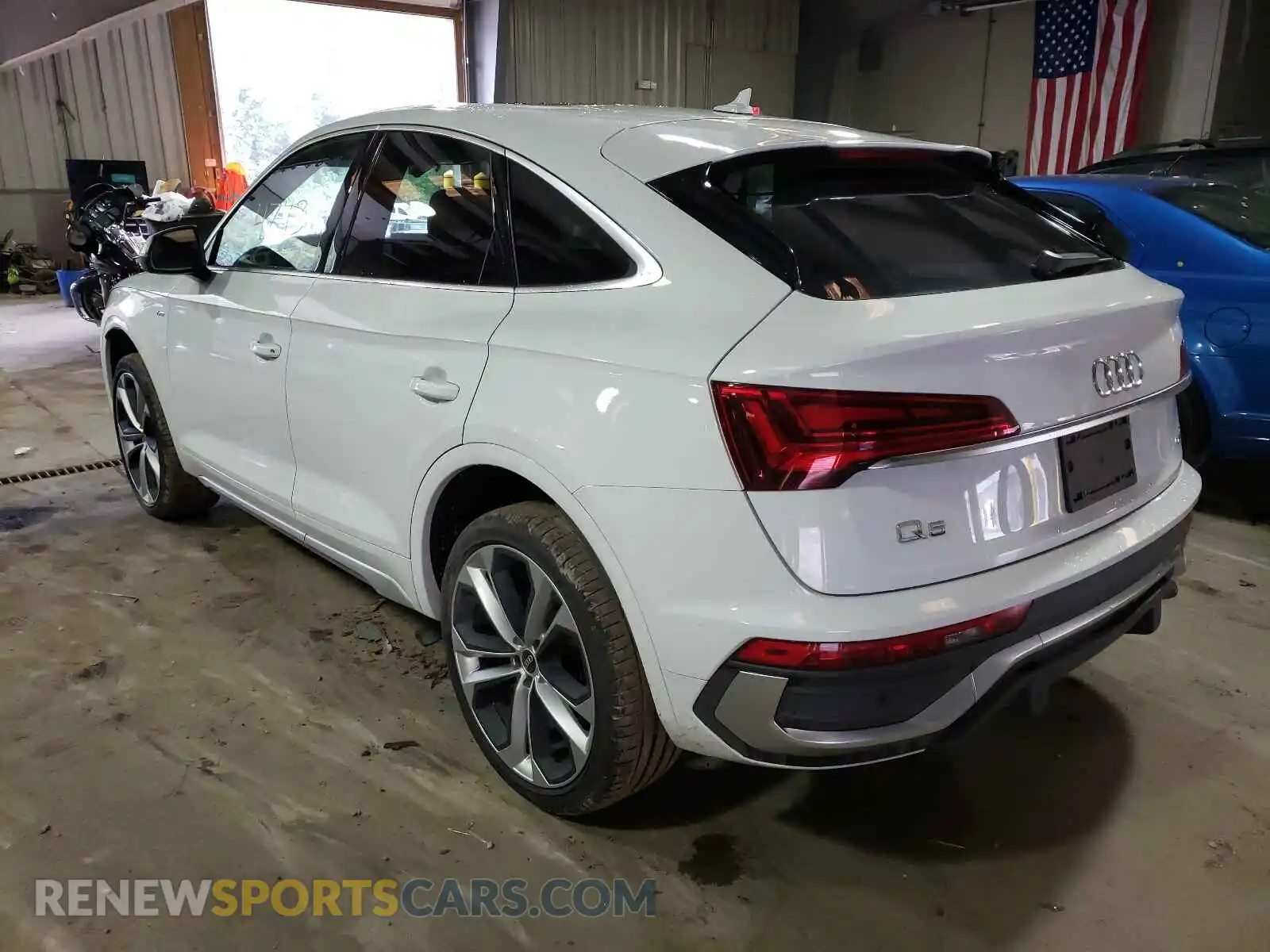 3 Photograph of a damaged car WA15AAFY0M2076926 AUDI Q5 2021