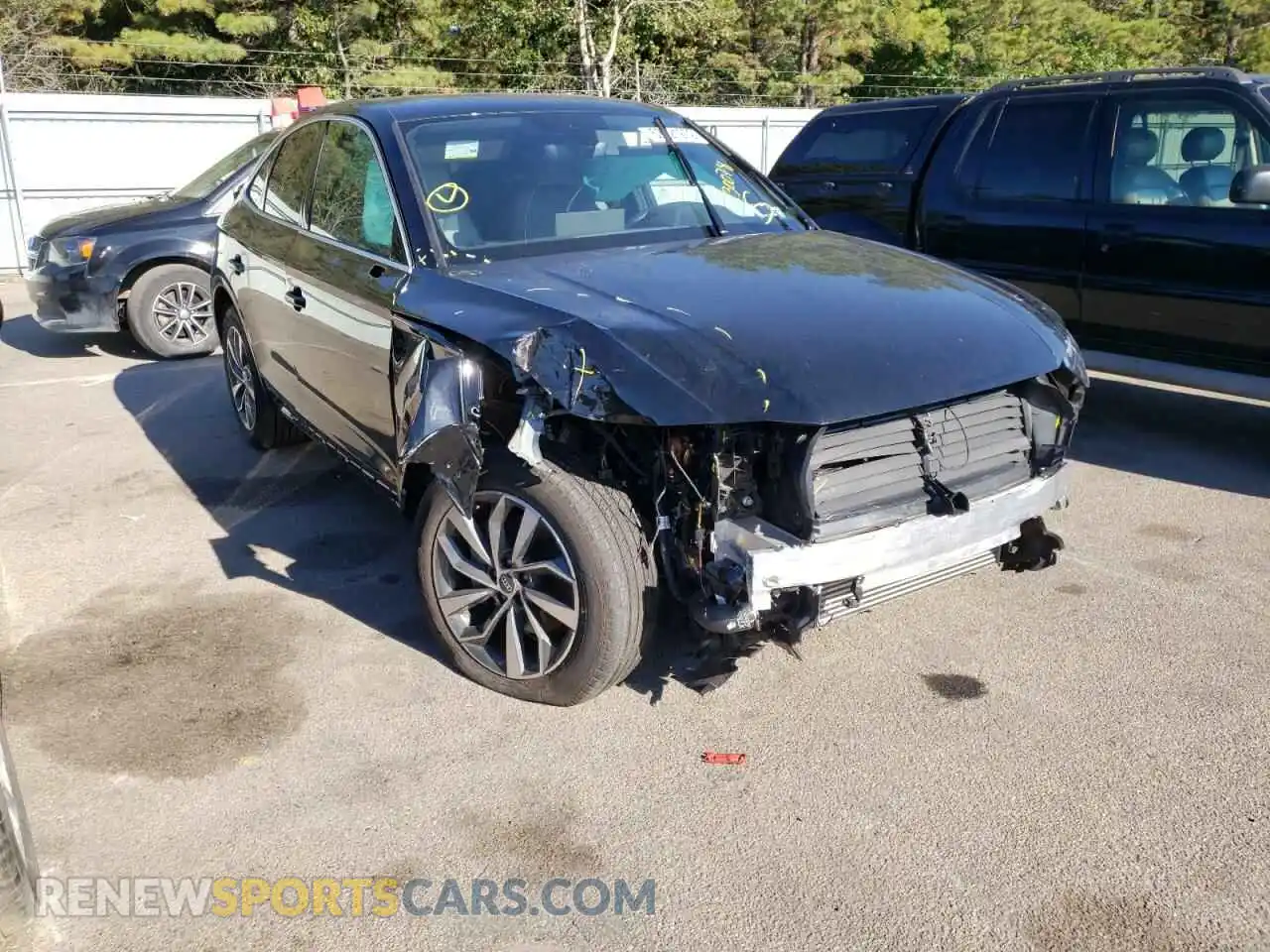 1 Photograph of a damaged car WA15AAFY2M2130078 AUDI Q5 2021