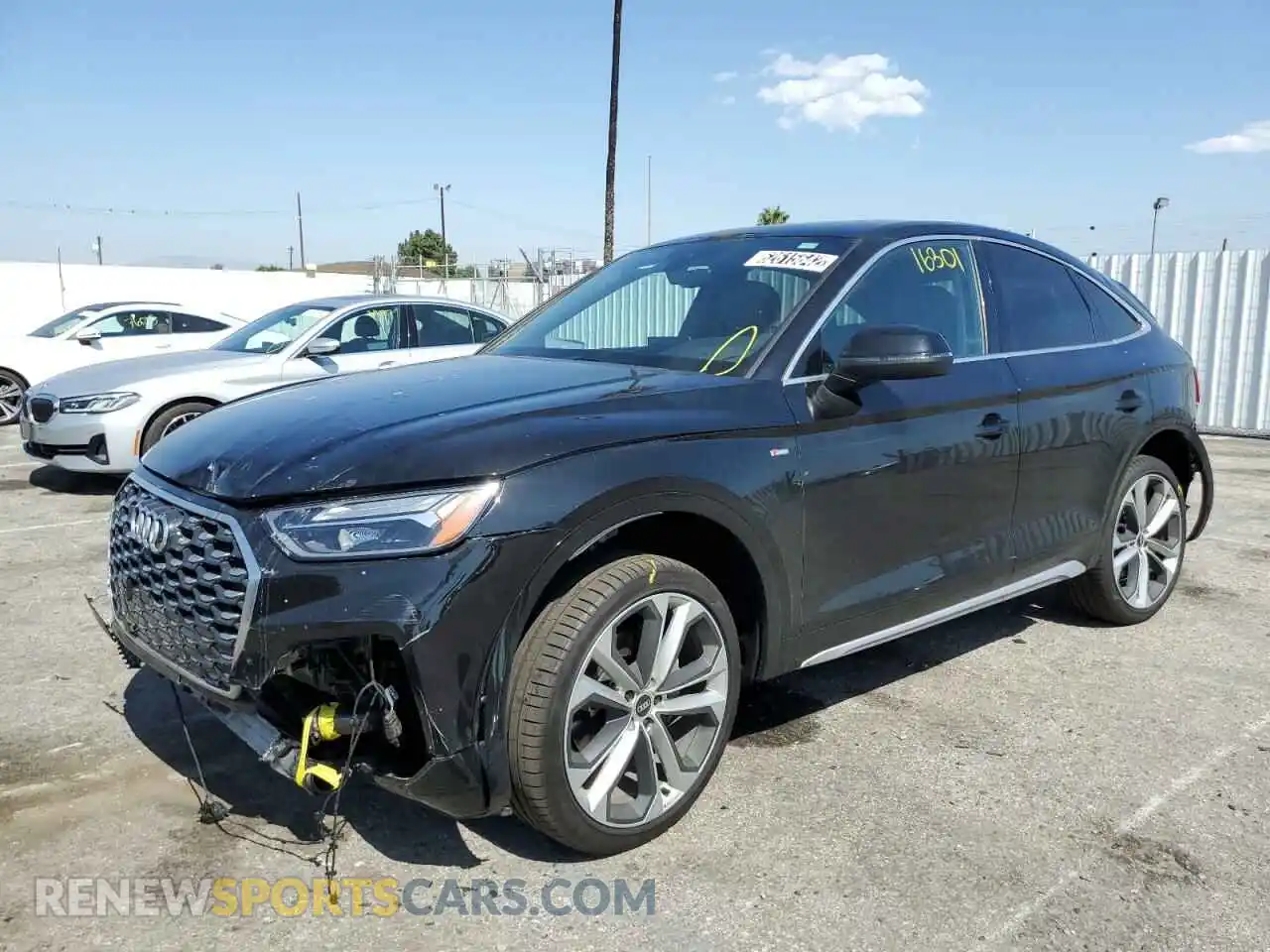 2 fotografías del automóvil dañado WA15AAFY6M2074761 AUDI Q5 2021