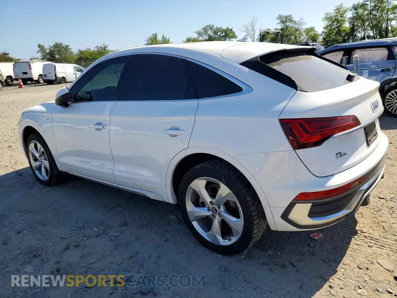 2 fotografías del automóvil dañado WA15AAFY6M2109072 AUDI Q5 2021