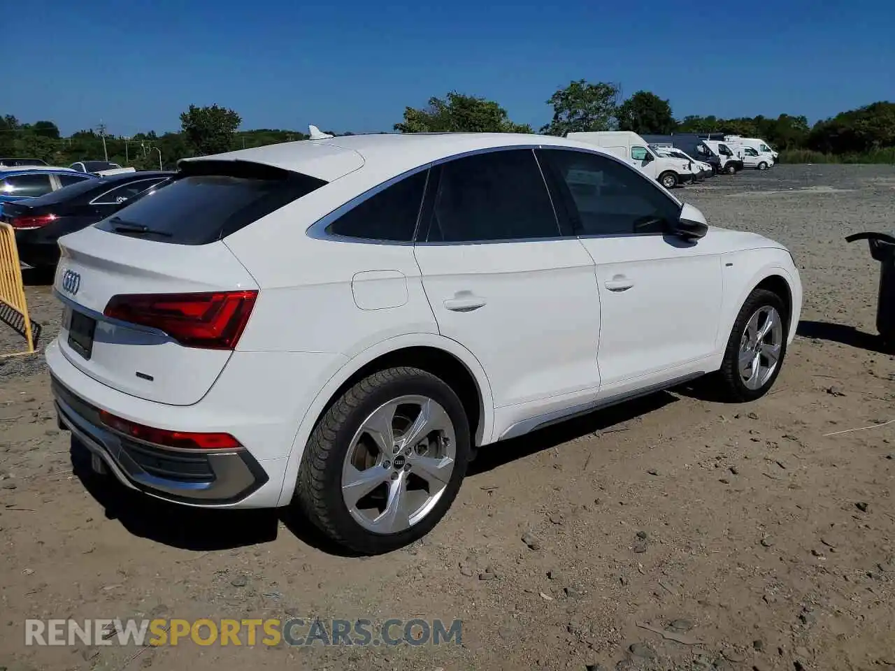 3 fotografías del automóvil dañado WA15AAFY6M2109072 AUDI Q5 2021