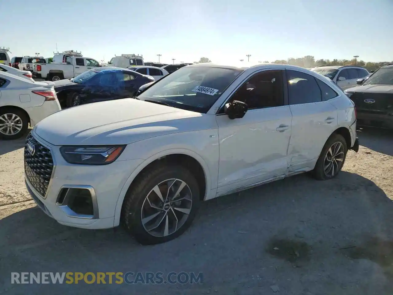 1 Photograph of a damaged car WA15AAFY8M2083428 AUDI Q5 2021