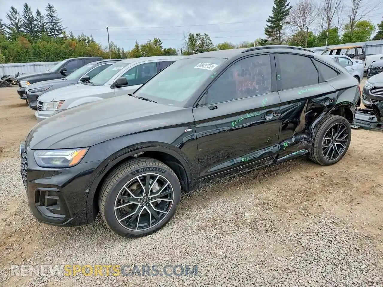 1 Photograph of a damaged car WA16AAFYXM2084147 AUDI Q5 2021