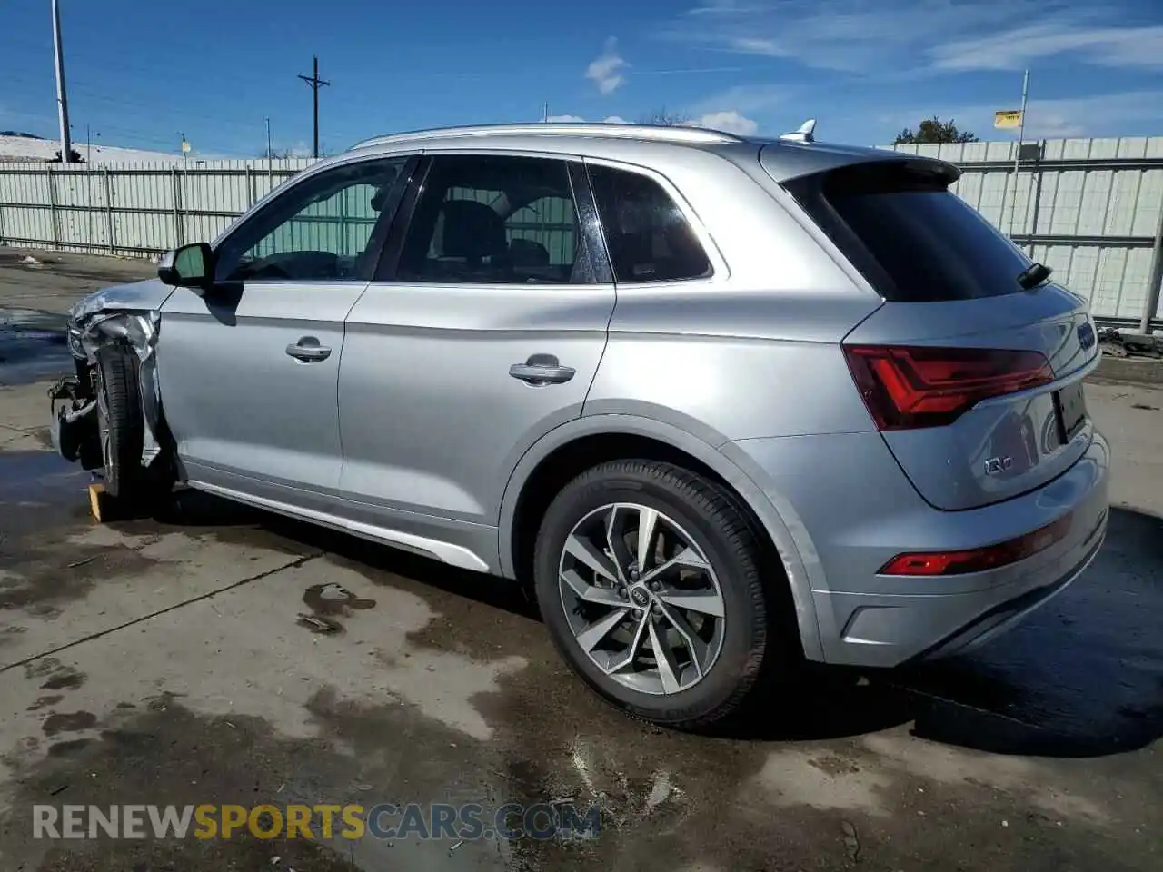 2 Photograph of a damaged car WA1AAAFY0M2043357 AUDI Q5 2021