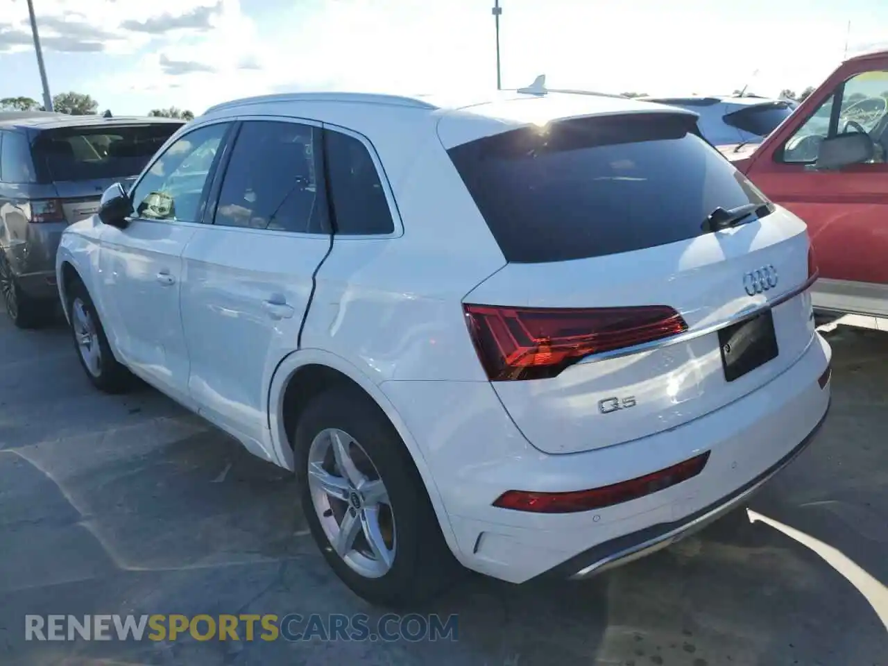 3 Photograph of a damaged car WA1AAAFY0M2062748 AUDI Q5 2021