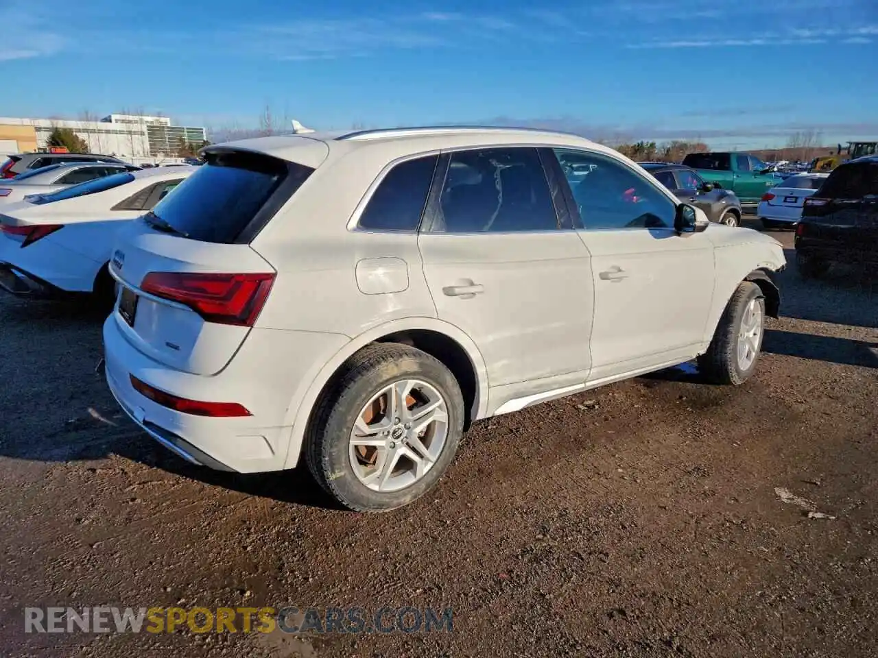 3 Photograph of a damaged car WA1AAAFY0M2094132 AUDI Q5 2021
