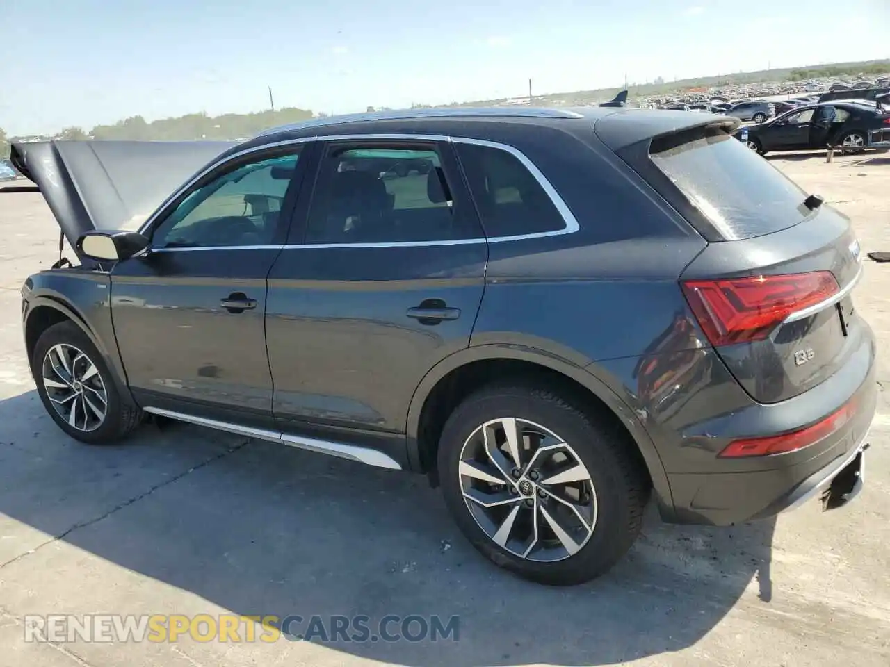 2 Photograph of a damaged car WA1AAAFY1M2014000 AUDI Q5 2021