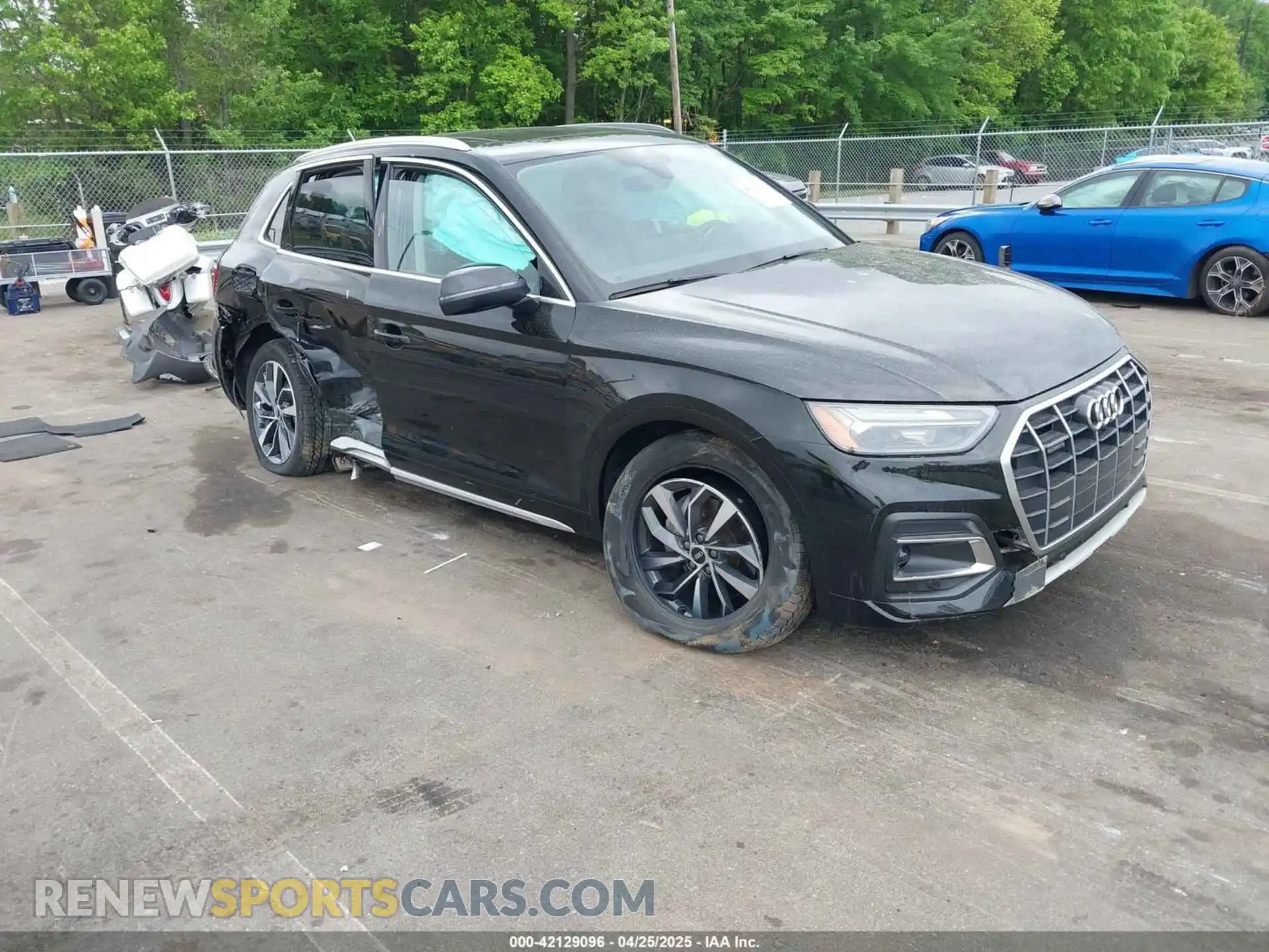 1 Photograph of a damaged car WA1AAAFY2M2008206 AUDI Q5 2021
