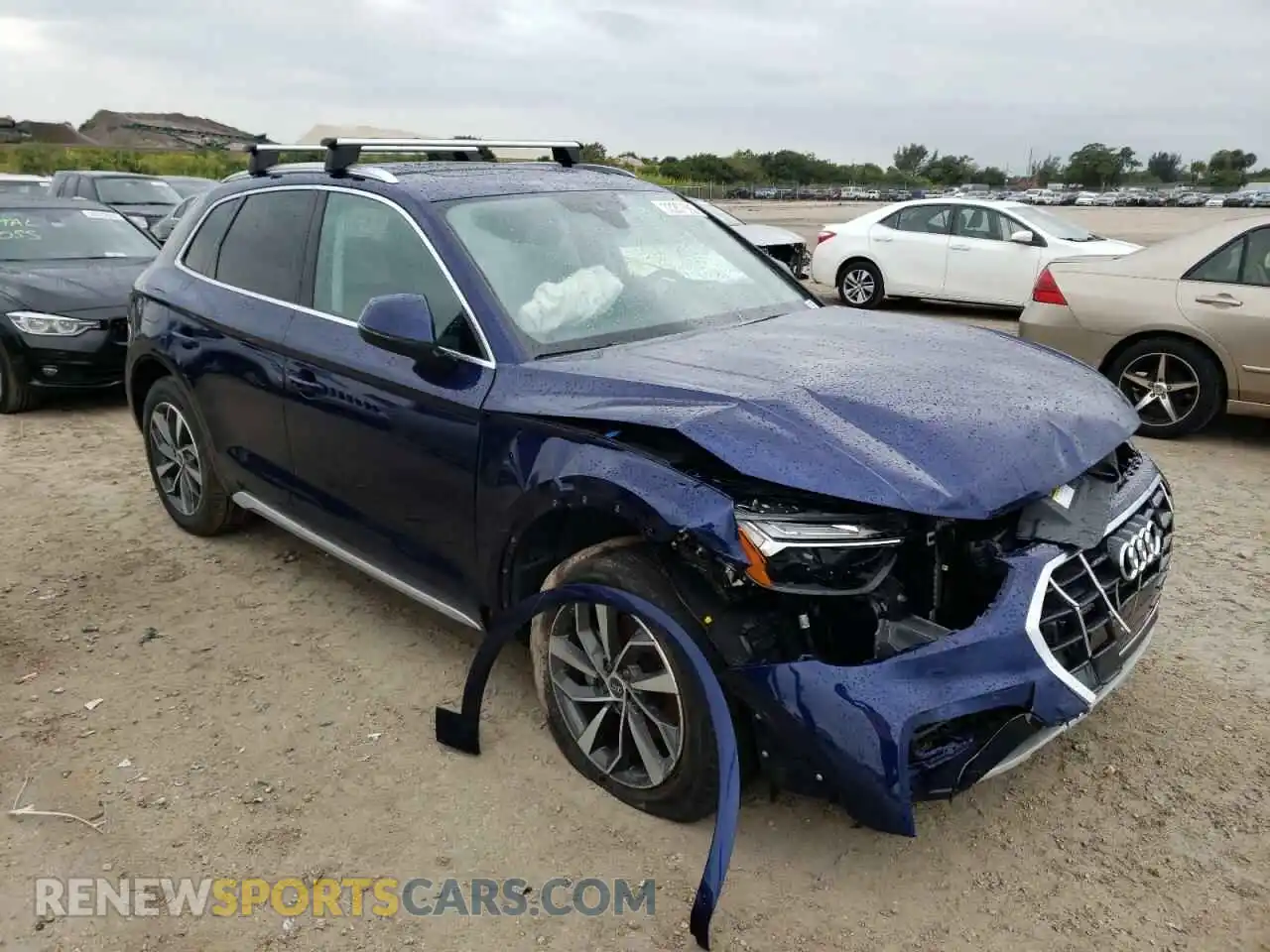 1 Photograph of a damaged car WA1AAAFY2M2076828 AUDI Q5 2021