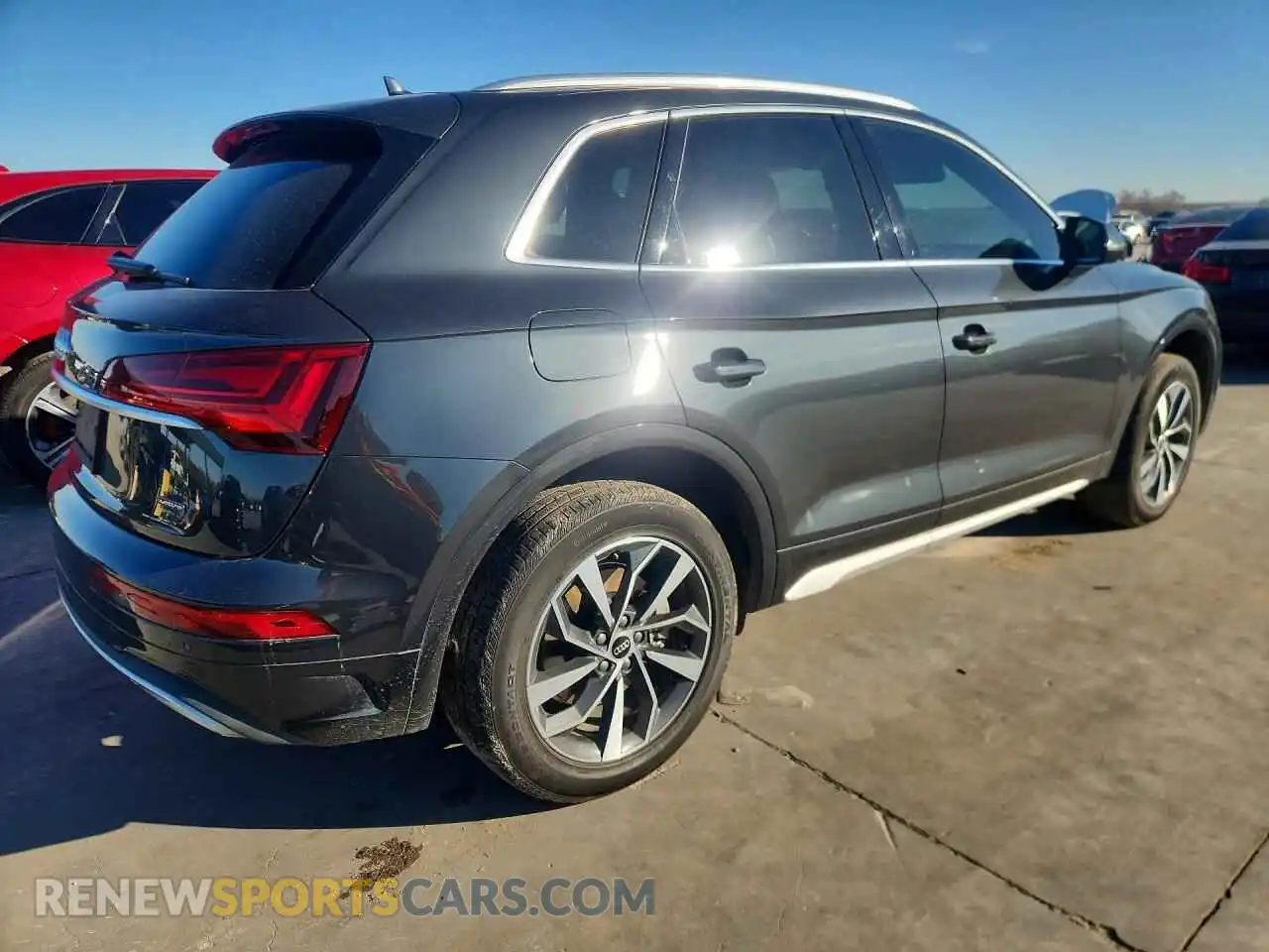 3 Photograph of a damaged car WA1AAAFY3M2006948 AUDI Q5 2021
