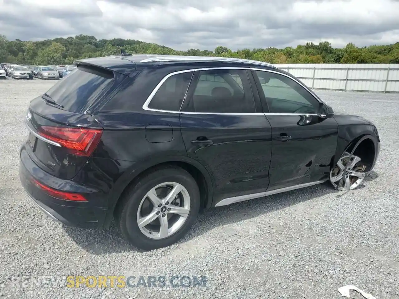 3 Photograph of a damaged car WA1AAAFY3M2087384 AUDI Q5 2021