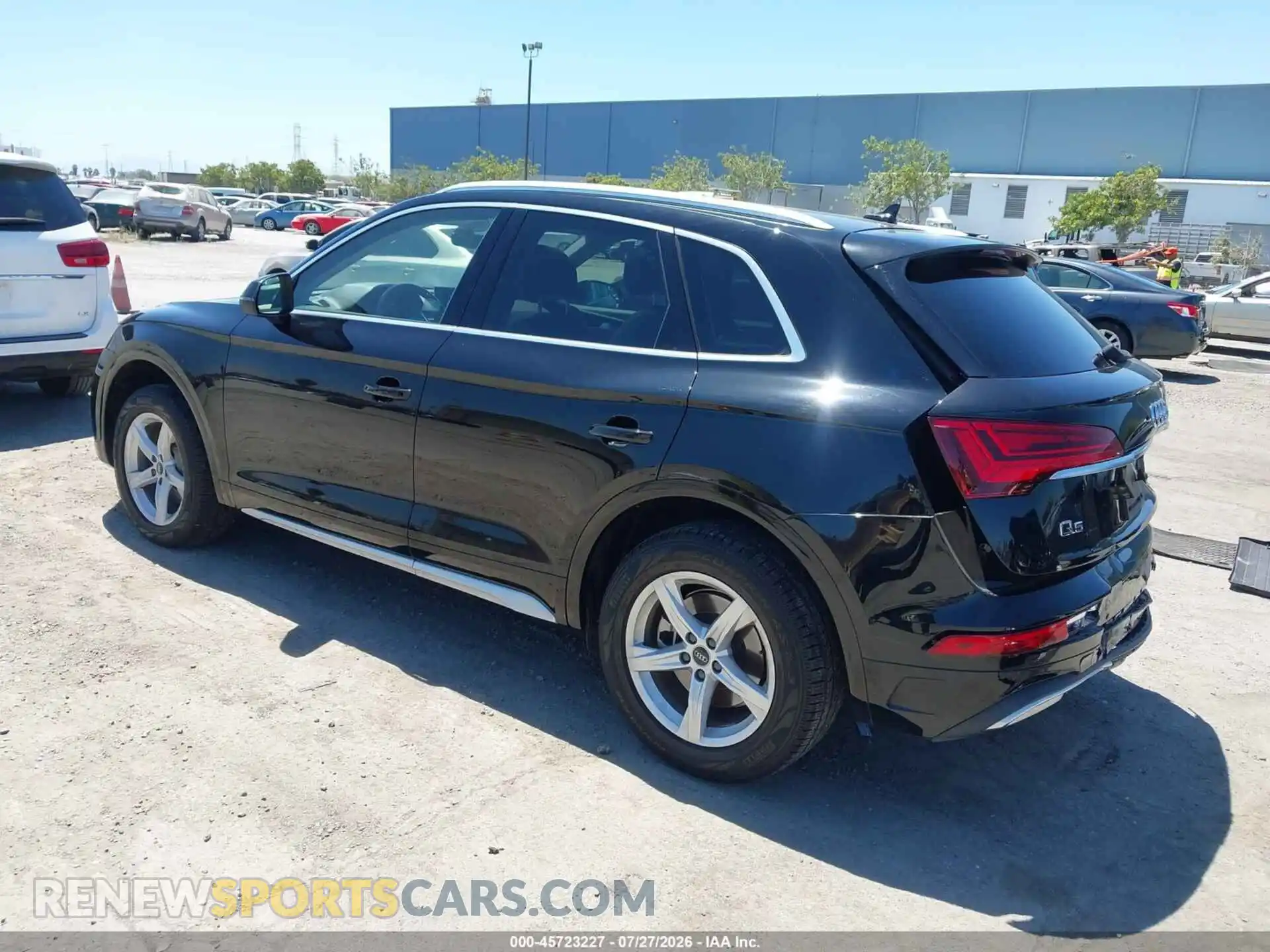 3 Photograph of a damaged car WA1AAAFY3M2093251 AUDI Q5 2021