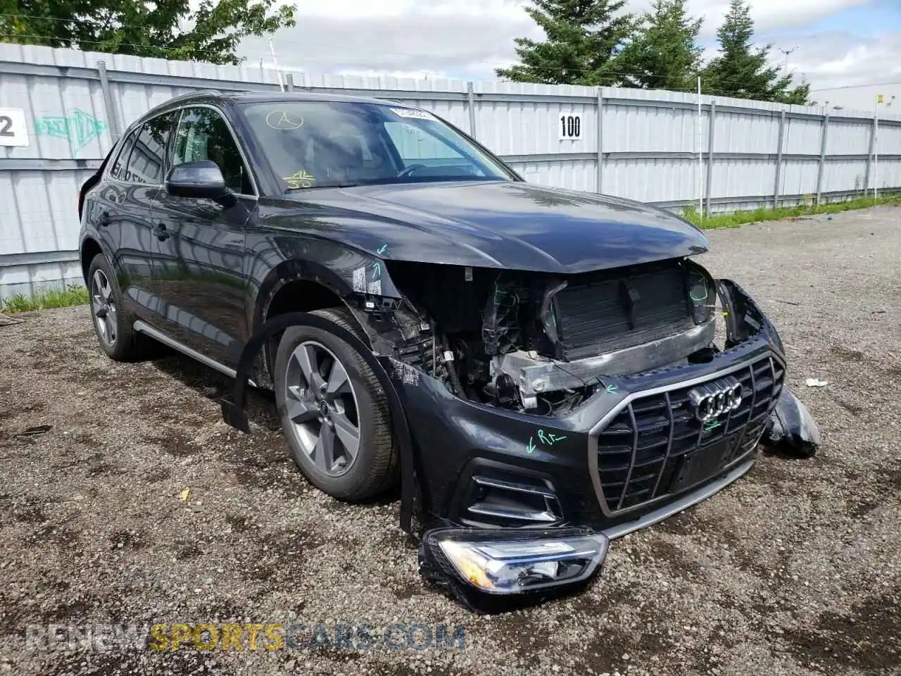 1 Photograph of a damaged car WA1AAAFY4M2004562 AUDI Q5 2021