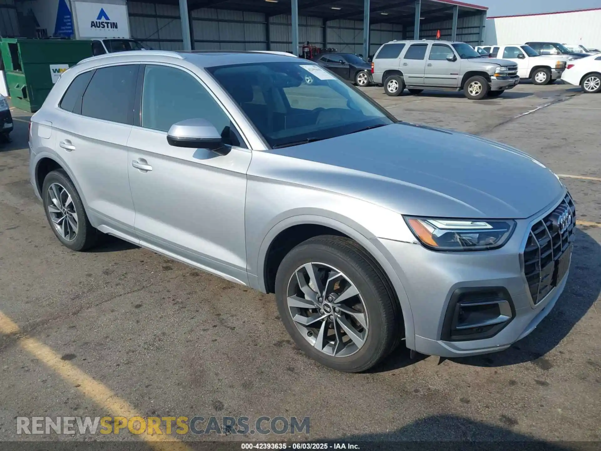 1 Photograph of a damaged car WA1AAAFY4M2004691 AUDI Q5 2021