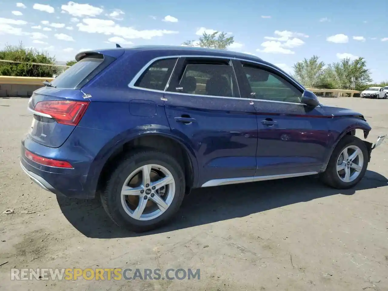 3 Photograph of a damaged car WA1AAAFY6M2123388 AUDI Q5 2021