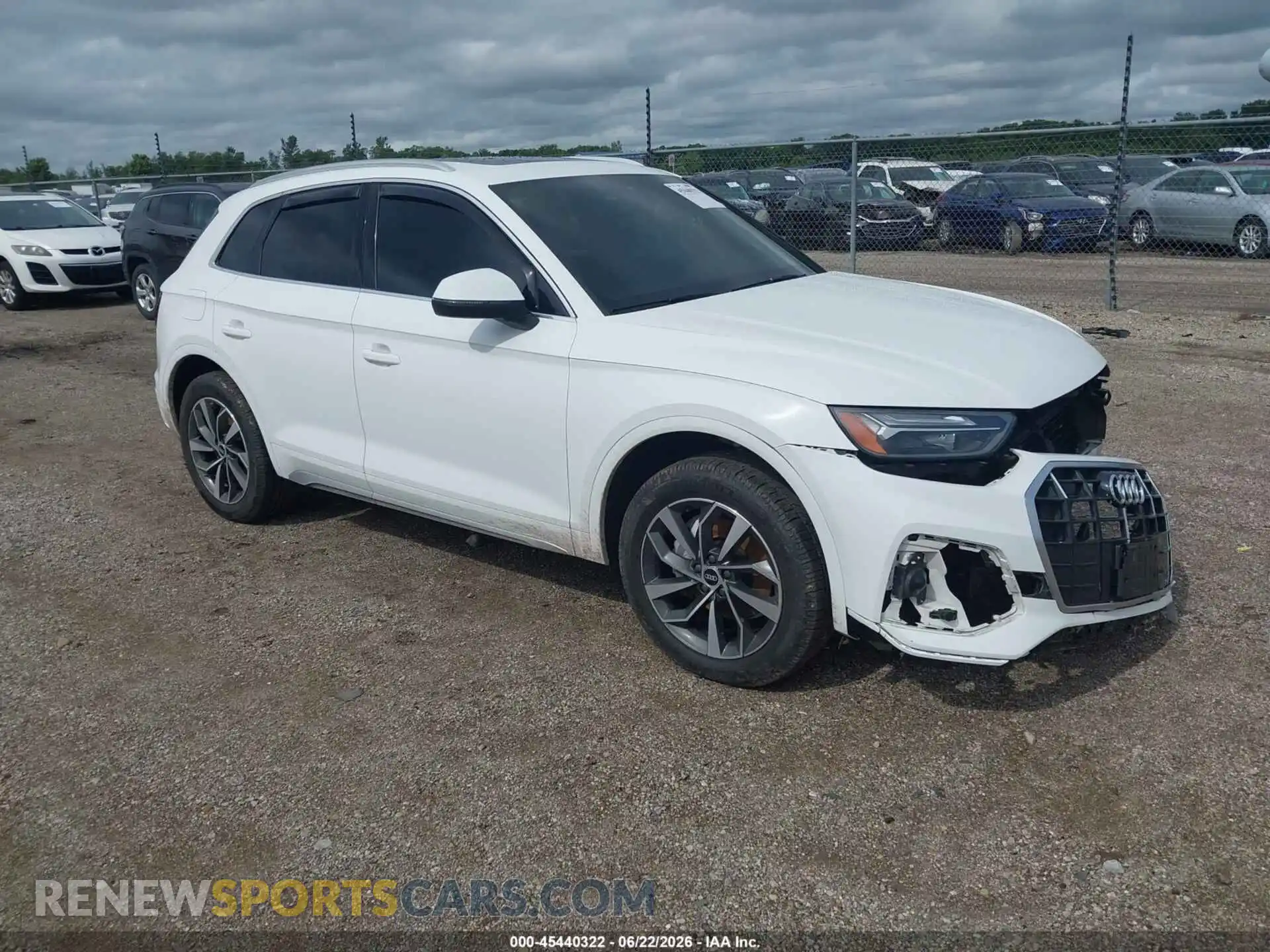 1 Фотография поврежденного автомобиля WA1AAAFY7M2071821 AUDI Q5 2021