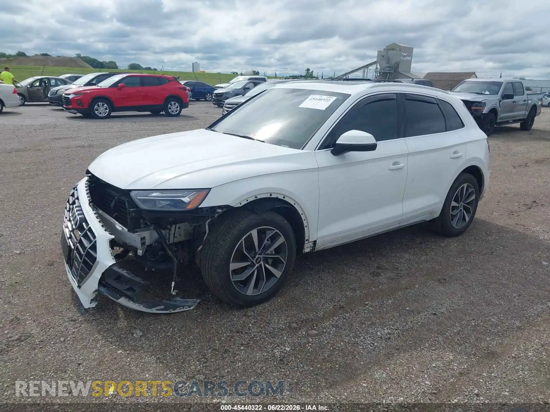 2 Фотография поврежденного автомобиля WA1AAAFY7M2071821 AUDI Q5 2021