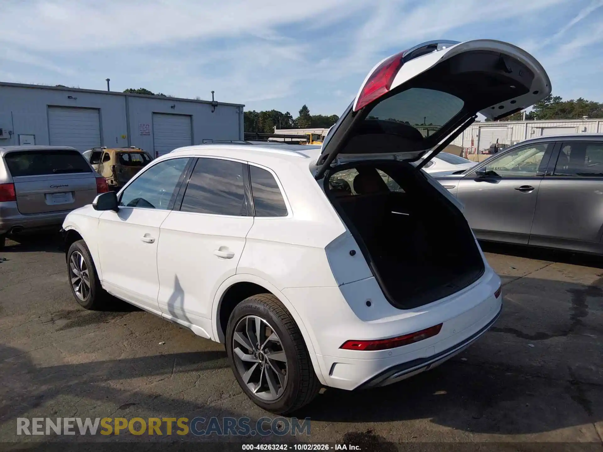3 Photograph of a damaged car WA1AAAFY7M2112965 AUDI Q5 2021