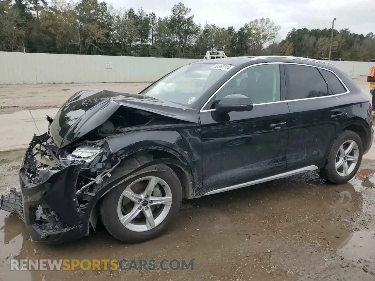 1 Photograph of a damaged car WA1AAAFY7M2135453 AUDI Q5 2021