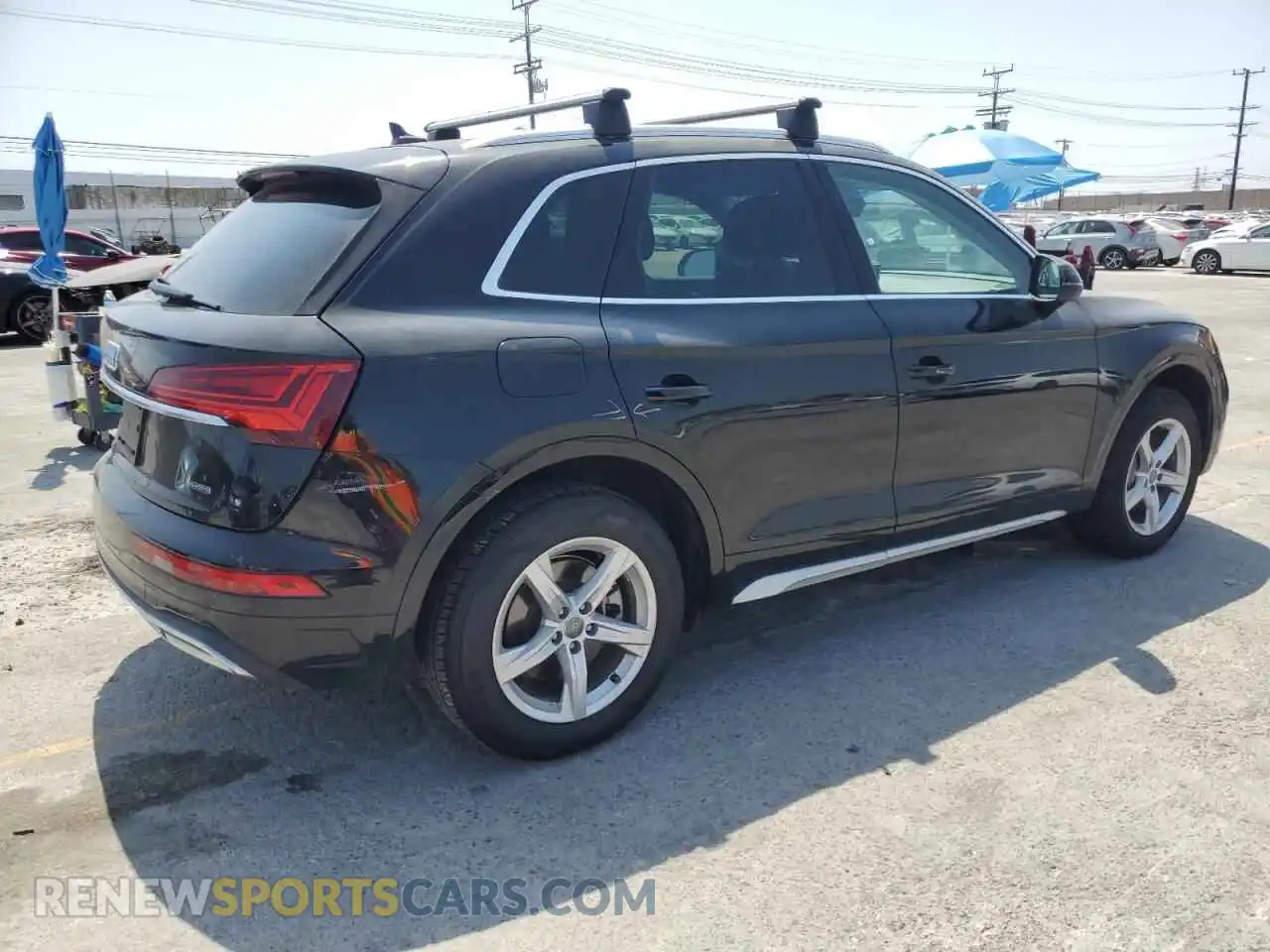 3 Photograph of a damaged car WA1AAAFY8M2001664 AUDI Q5 2021
