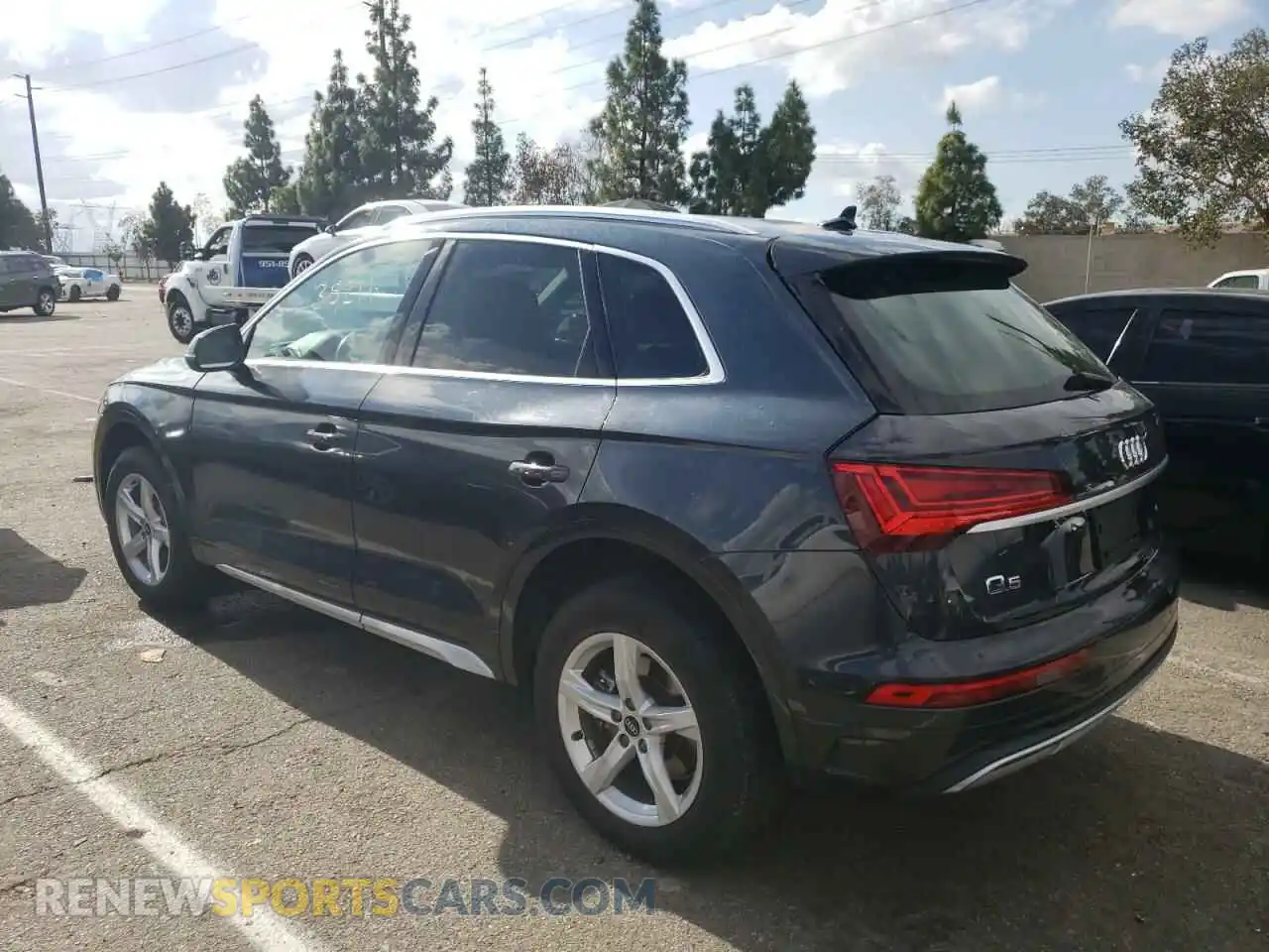 2 Photograph of a damaged car WA1AAAFY8M2005018 AUDI Q5 2021