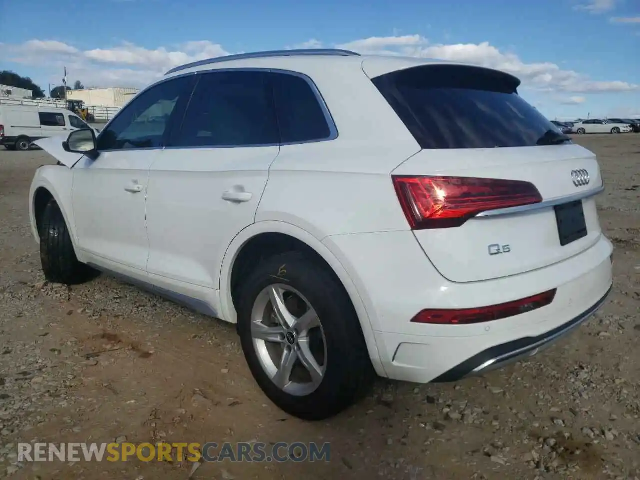 3 Photograph of a damaged car WA1AAAFY8M2087431 AUDI Q5 2021