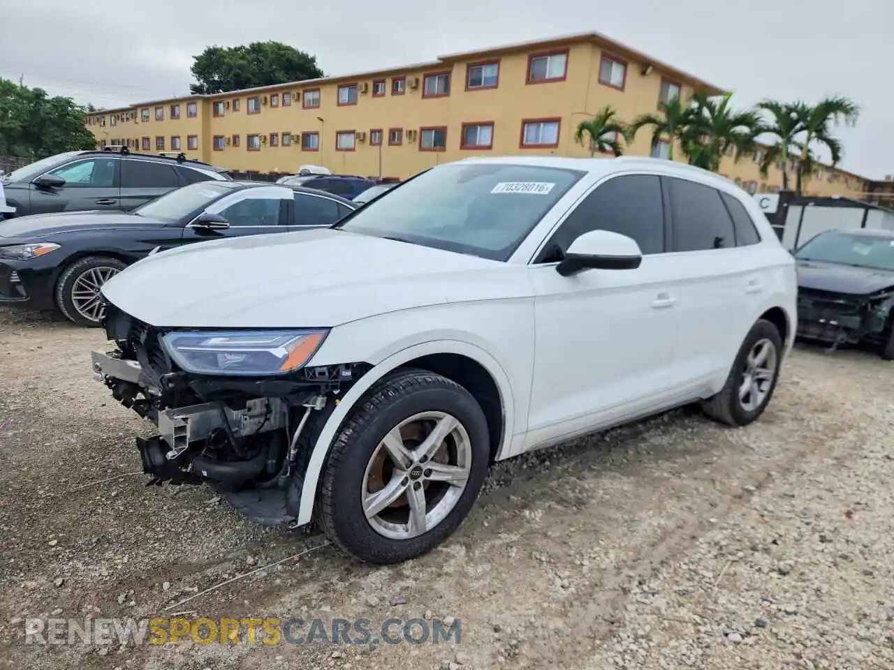 1 Photograph of a damaged car WA1AAAFY8M2099045 AUDI Q5 2021