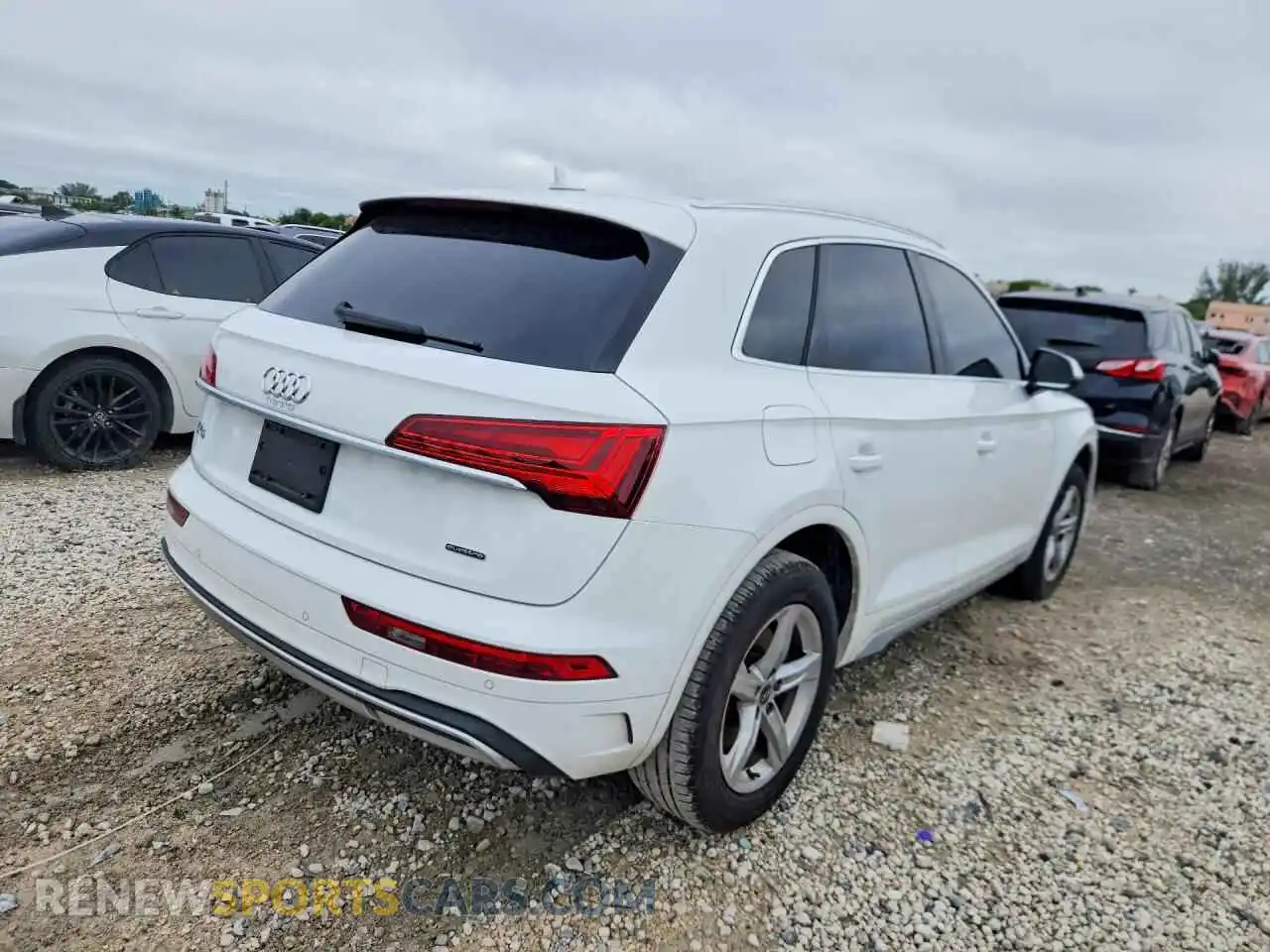 3 Photograph of a damaged car WA1AAAFY8M2099045 AUDI Q5 2021
