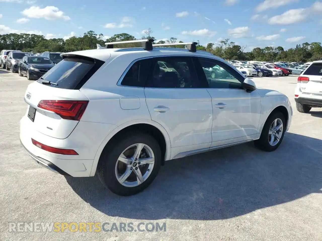 3 Photograph of a damaged car WA1AAAFY8M2099384 AUDI Q5 2021