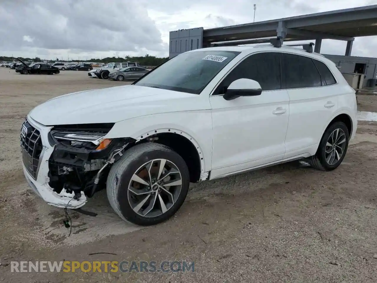 1 Photograph of a damaged car WA1AAAFY9M2032647 AUDI Q5 2021