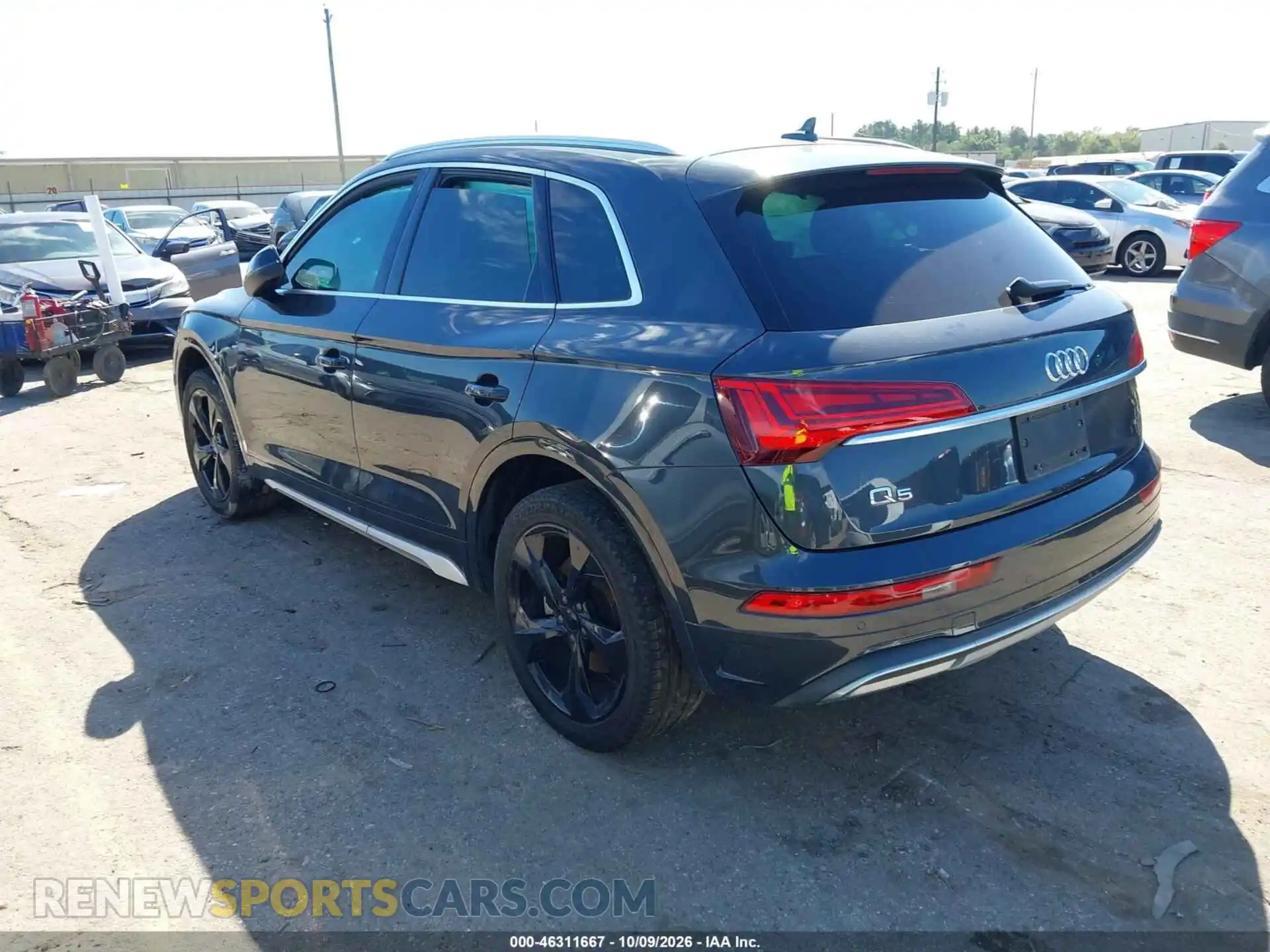 3 fotografías del automóvil dañado WA1AAAFY9M2114927 AUDI Q5 2021