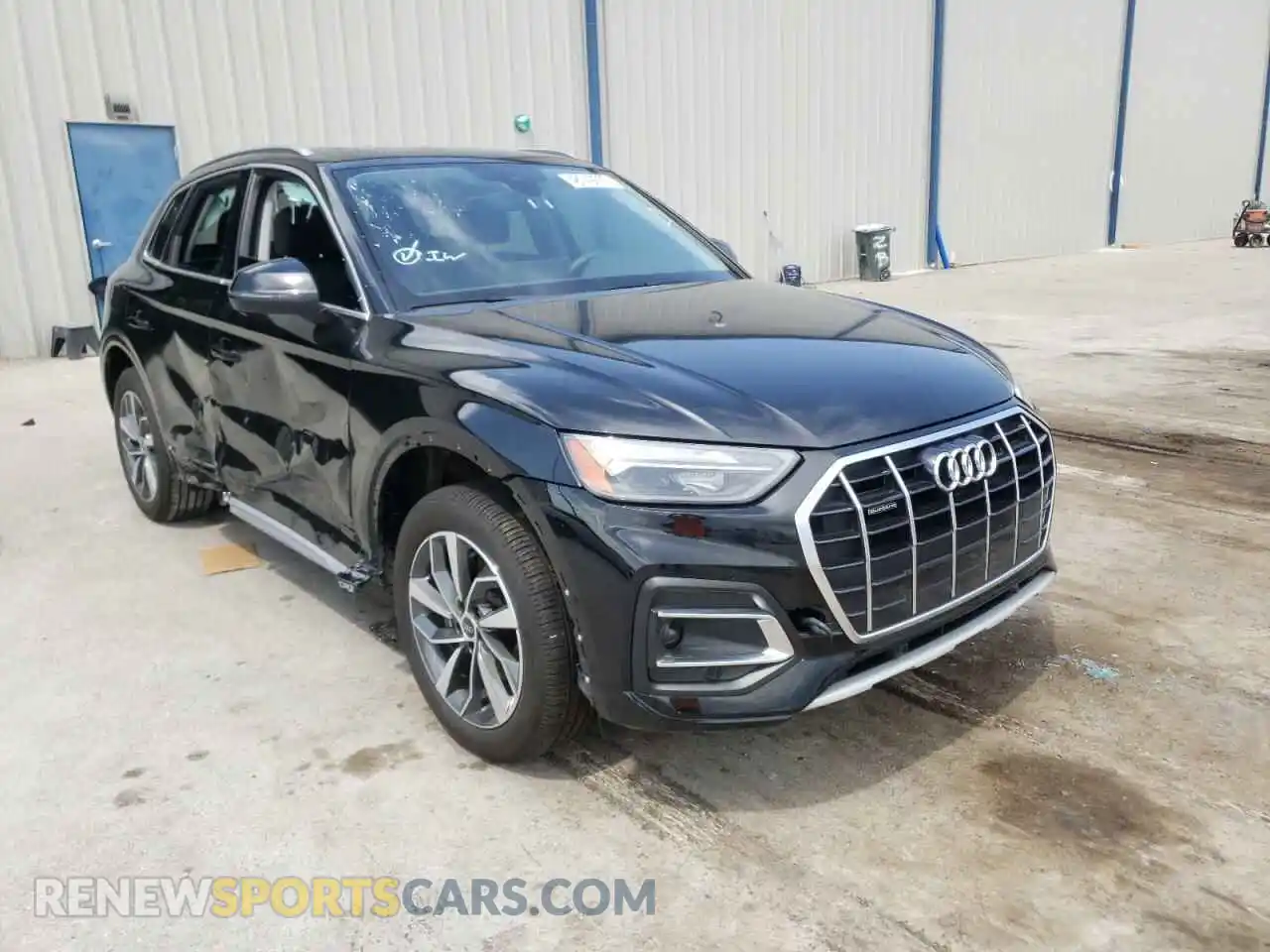 1 Photograph of a damaged car WA1AAAFYXM2033435 AUDI Q5 2021