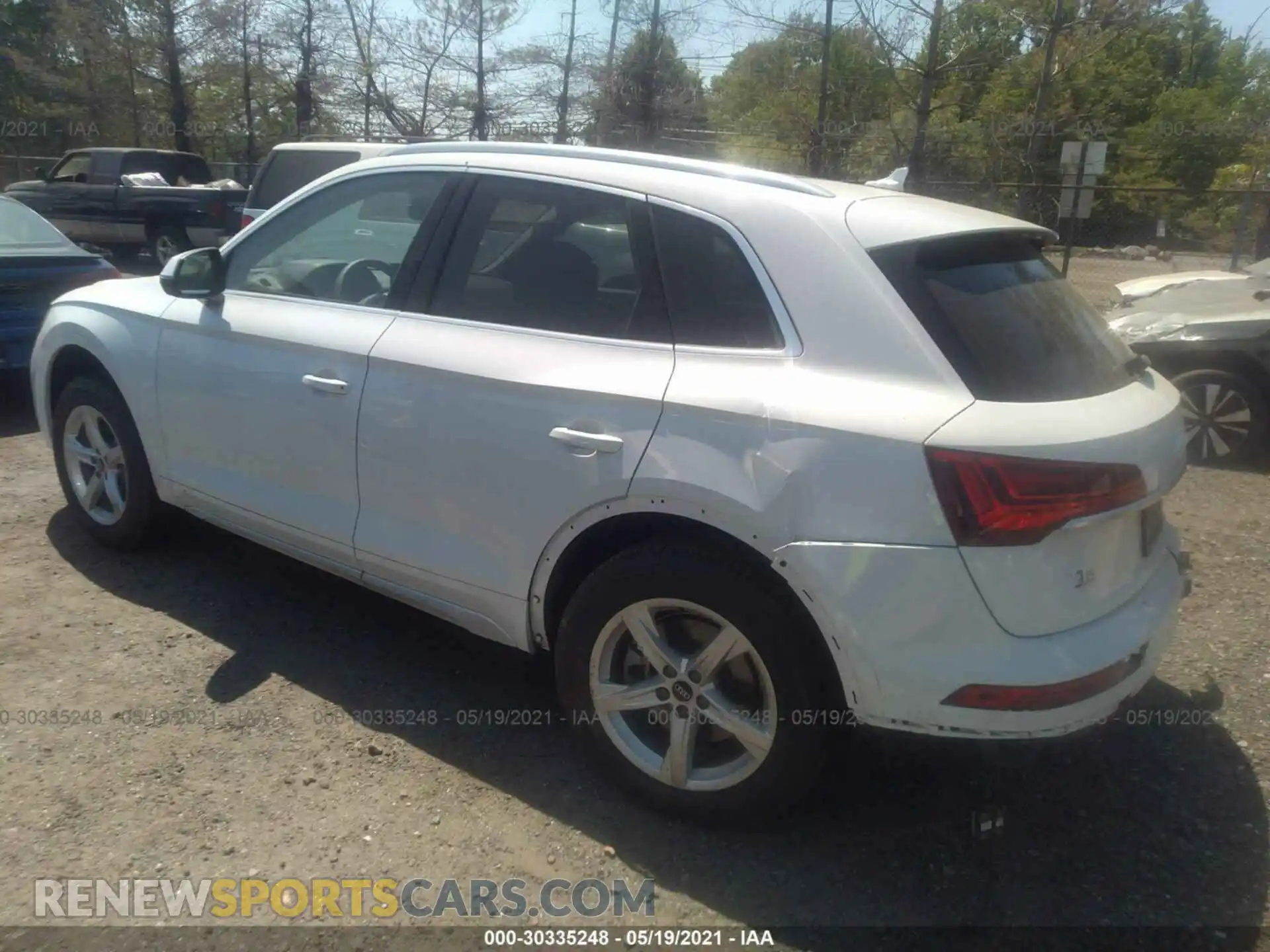 3 Photograph of a damaged car WA1AAAFYXM2034083 AUDI Q5 2021