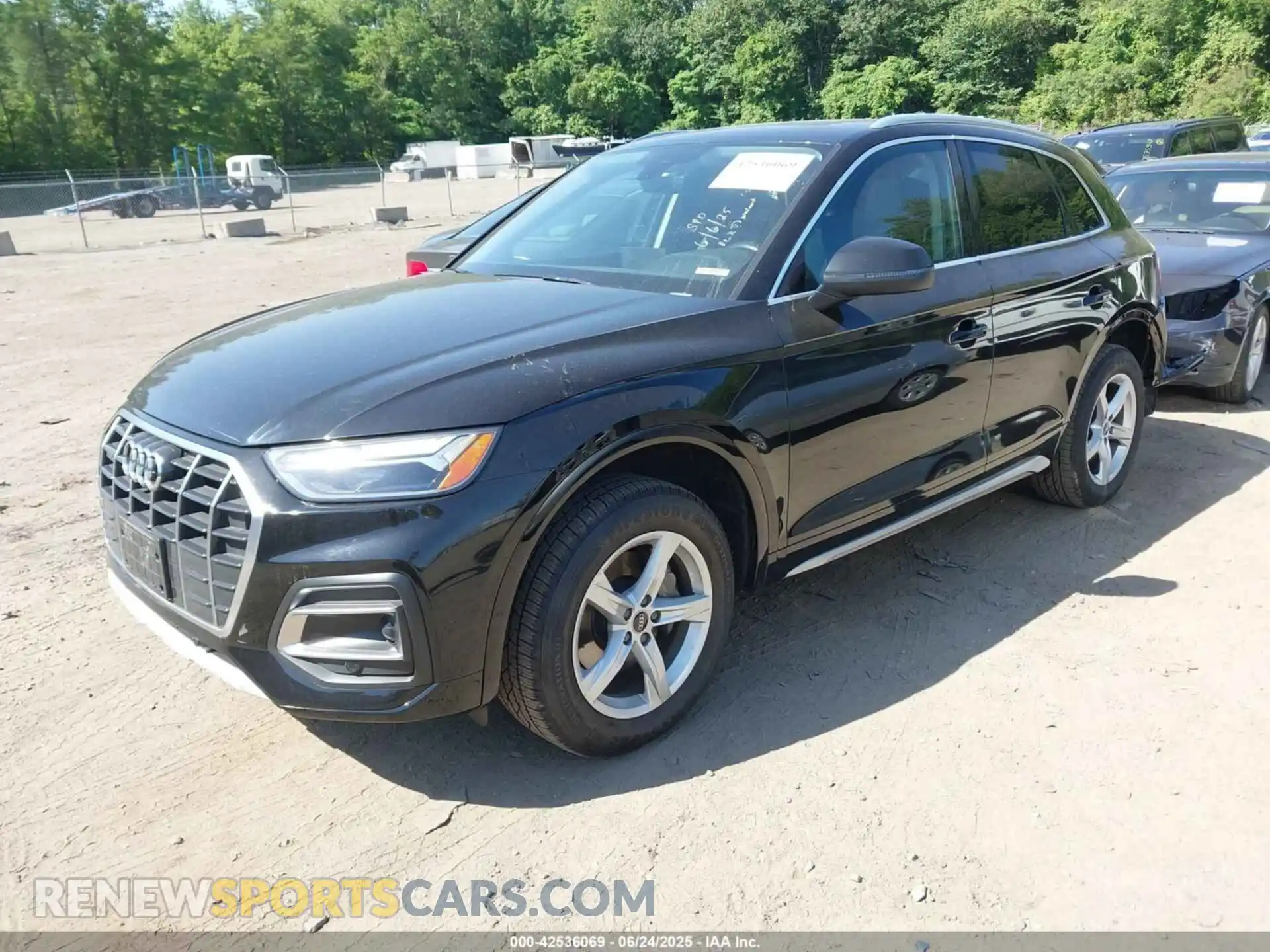 2 Photograph of a damaged car WA1AAAFYXM2058433 AUDI Q5 2021