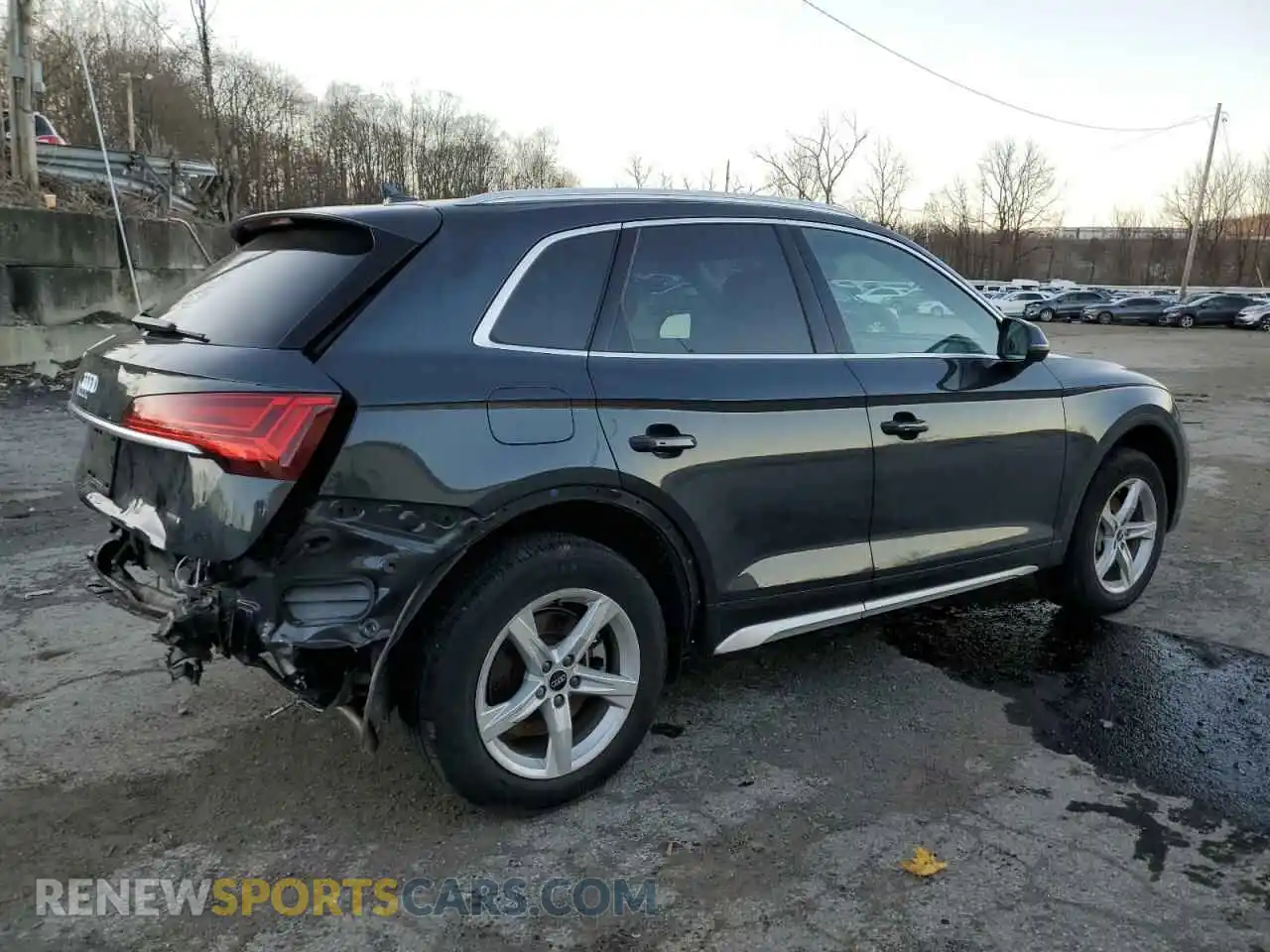 3 Photograph of a damaged car WA1AAAFYXM2112992 AUDI Q5 2021