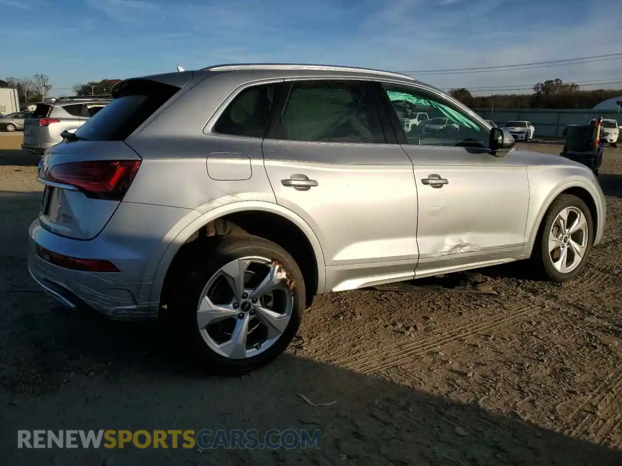 3 Photograph of a damaged car WA1BAAFY0M2006734 AUDI Q5 2021